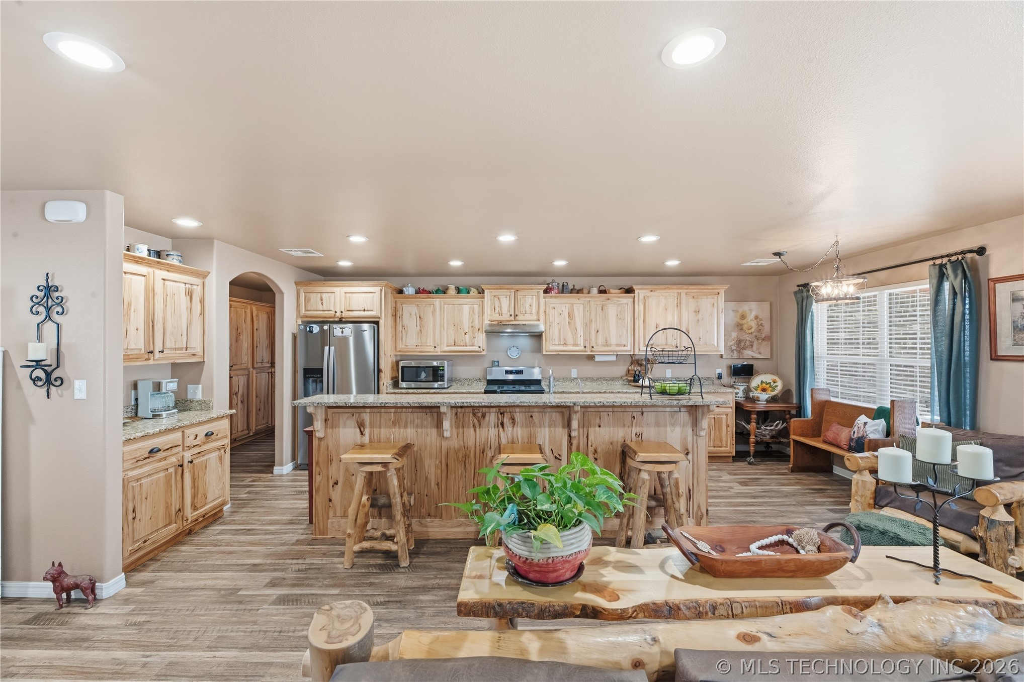 440 W 7th Street Property Photo 9