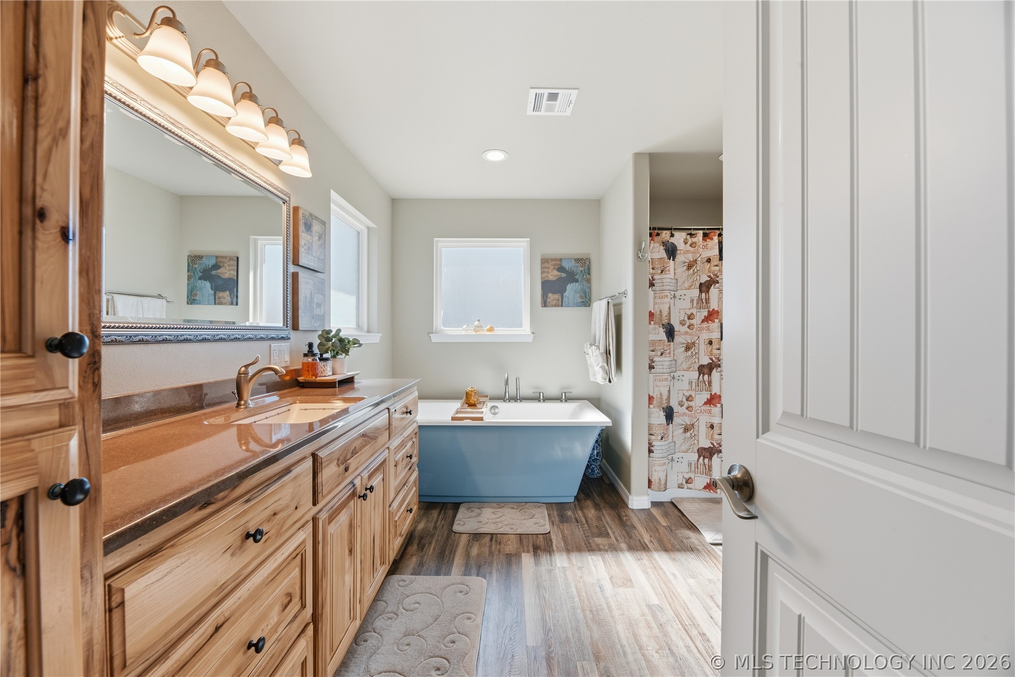 440 W 7th Street Property Photo 21