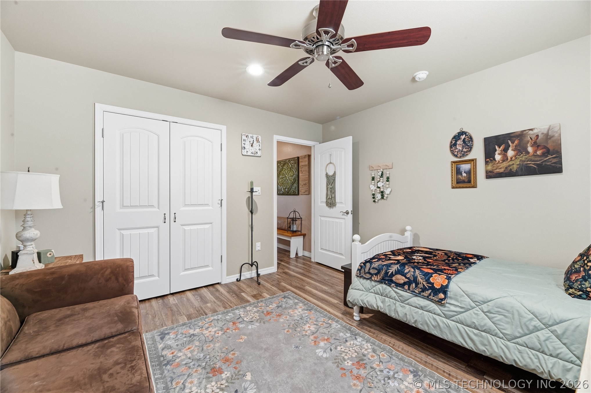 440 W 7th Street Property Photo 26