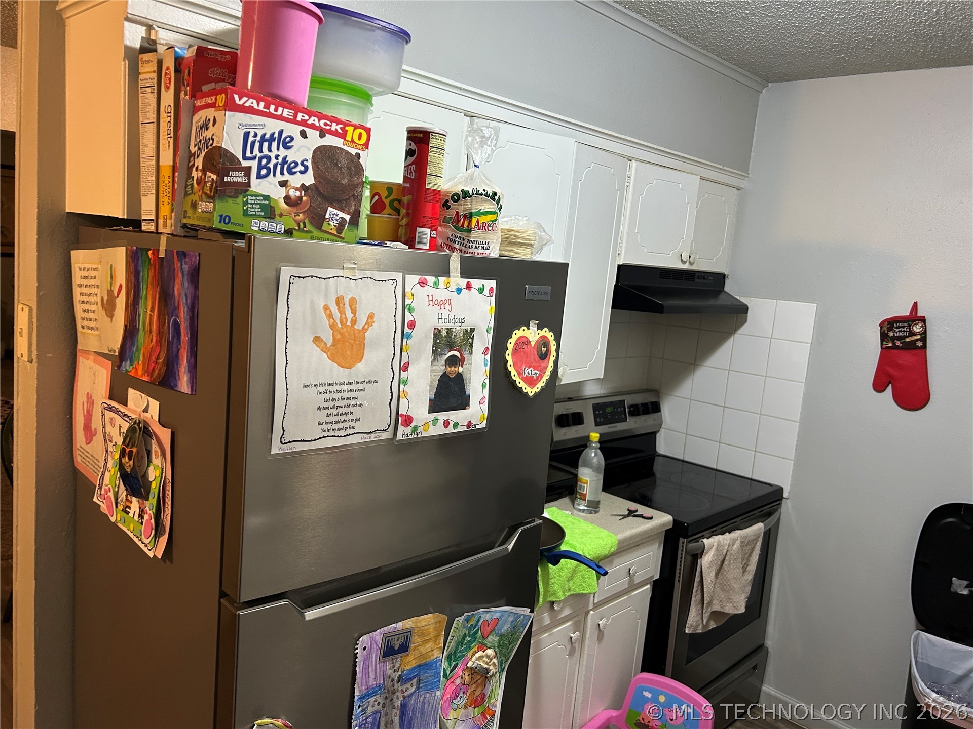 2302 S 84th East Avenue Property Photo 9