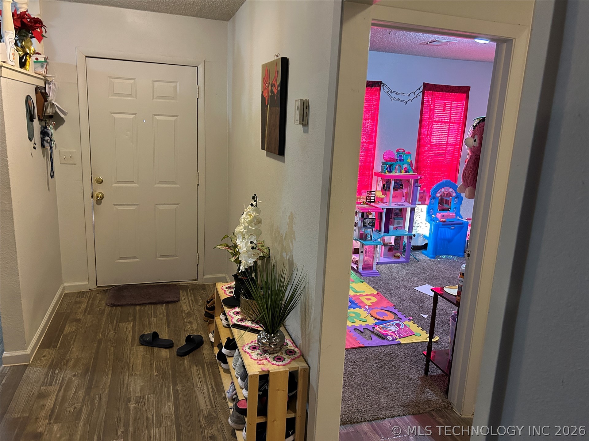 2302 S 84th East Avenue Property Photo 14