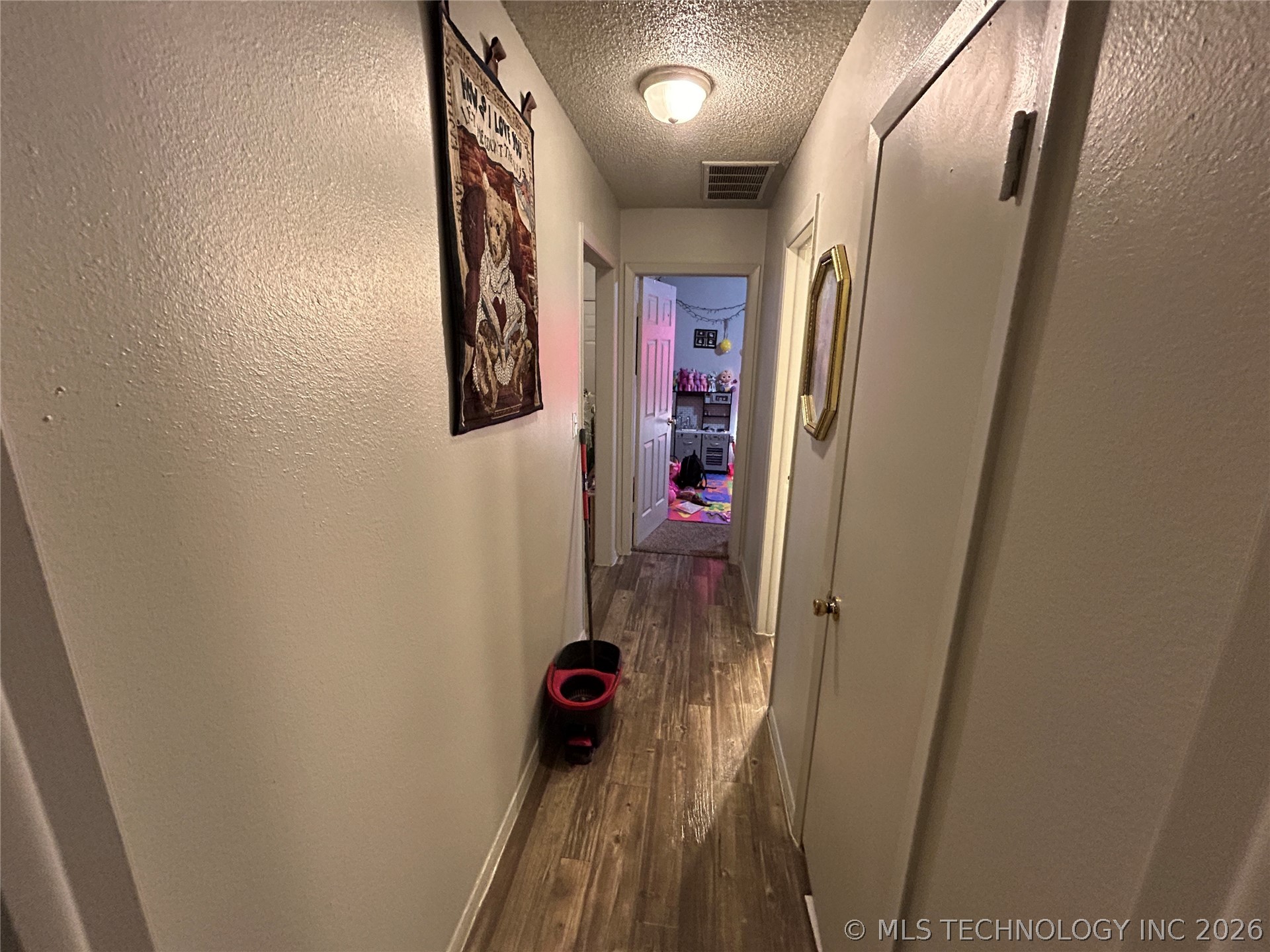 2302 S 84th East Avenue Property Photo 24