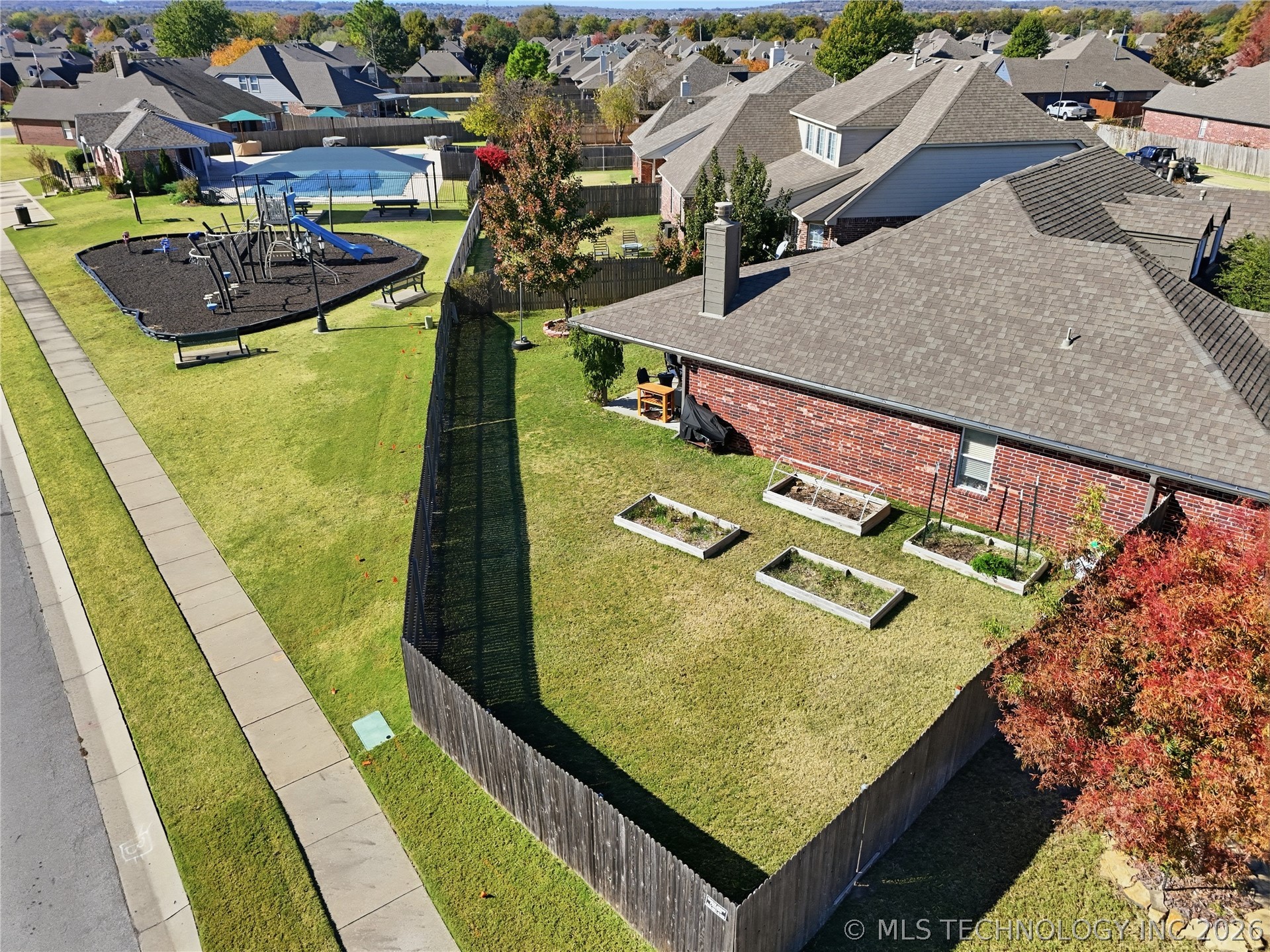 20586 E 47th Street Property Photo 3