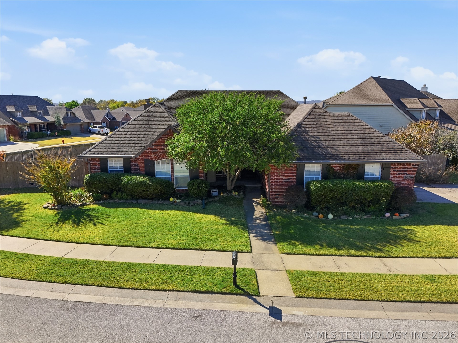 20586 E 47th Street Property Photo 5