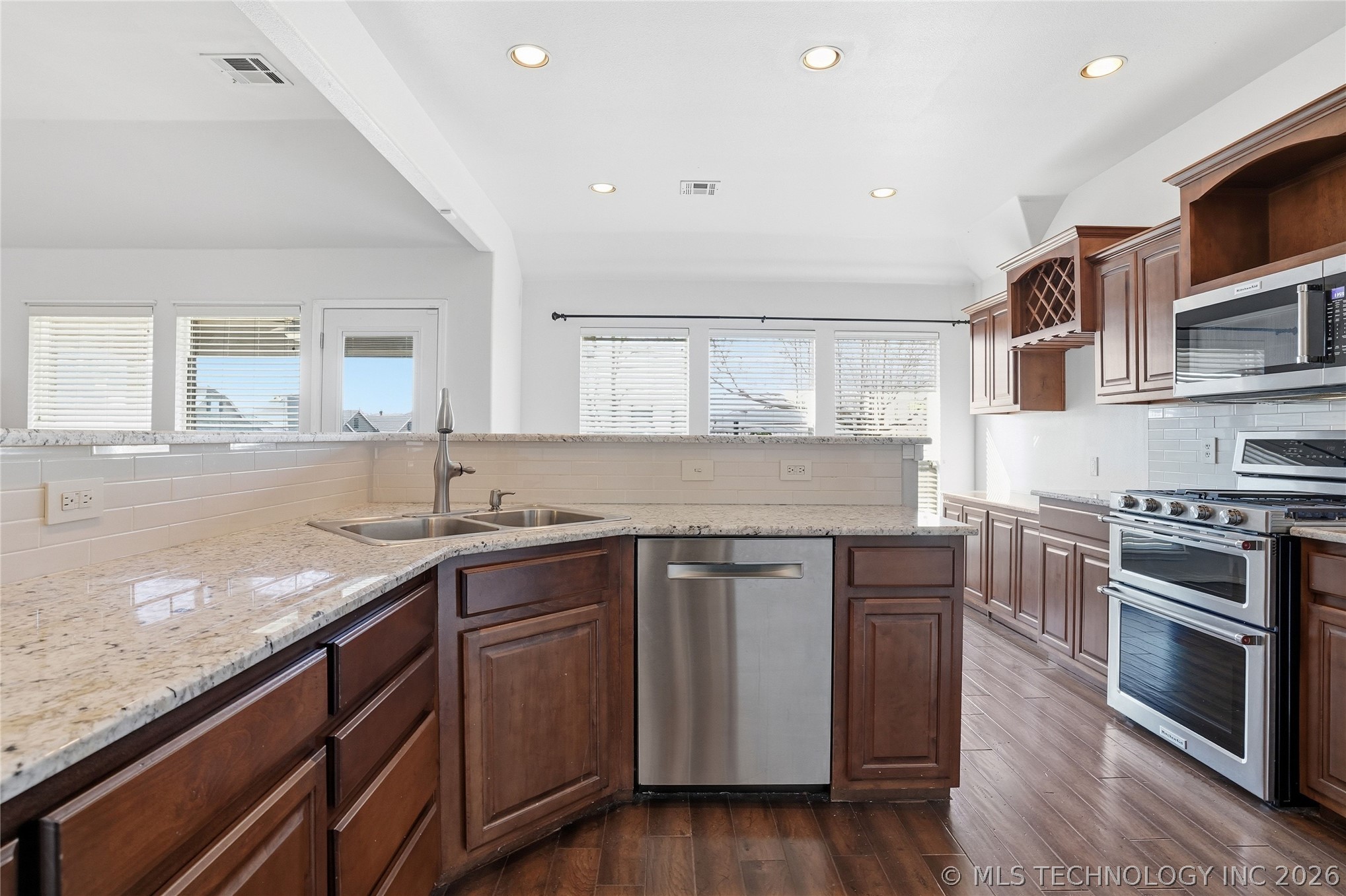 20586 E 47th Street Property Photo 10