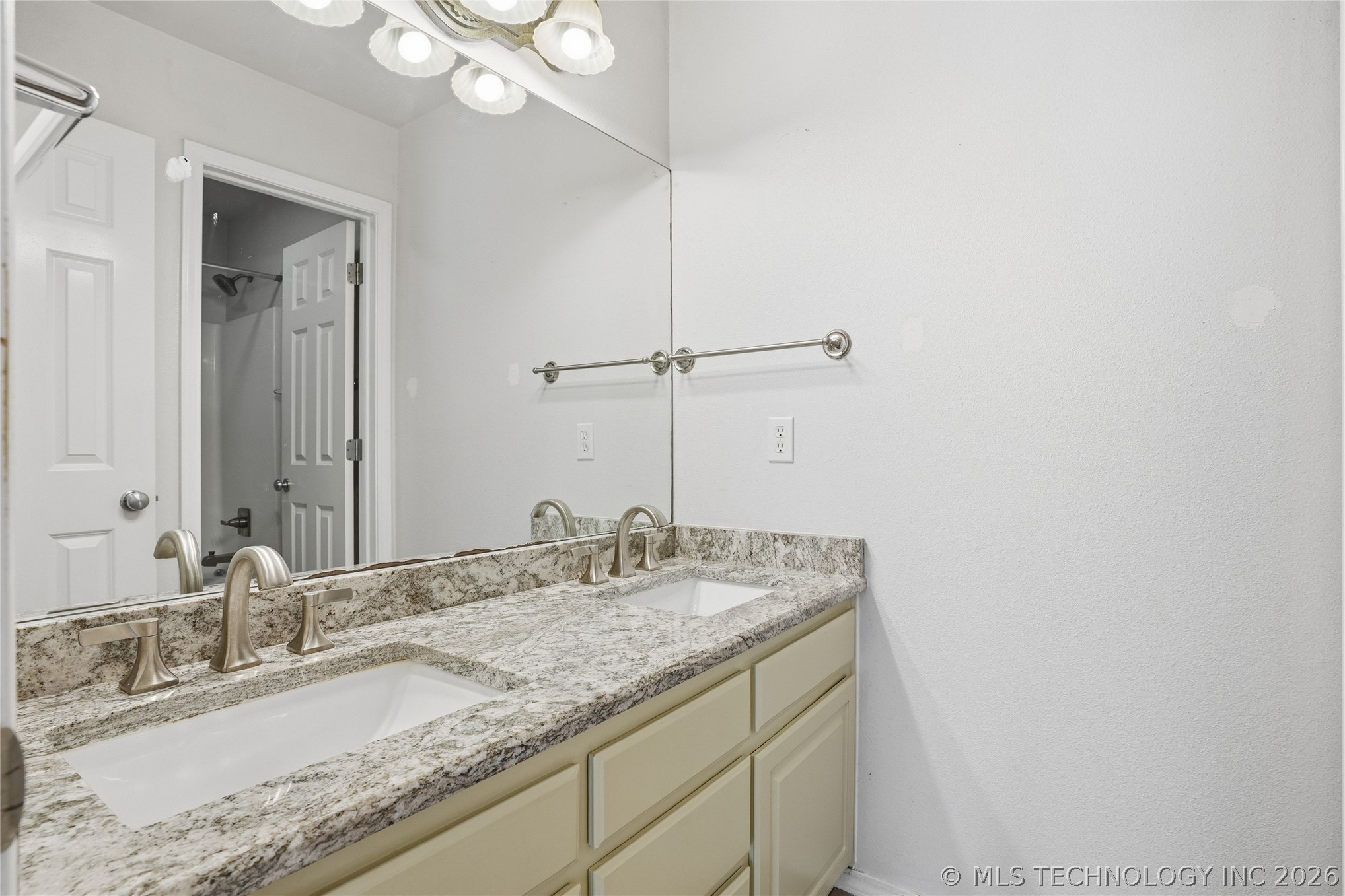 20586 E 47th Street Property Photo 24