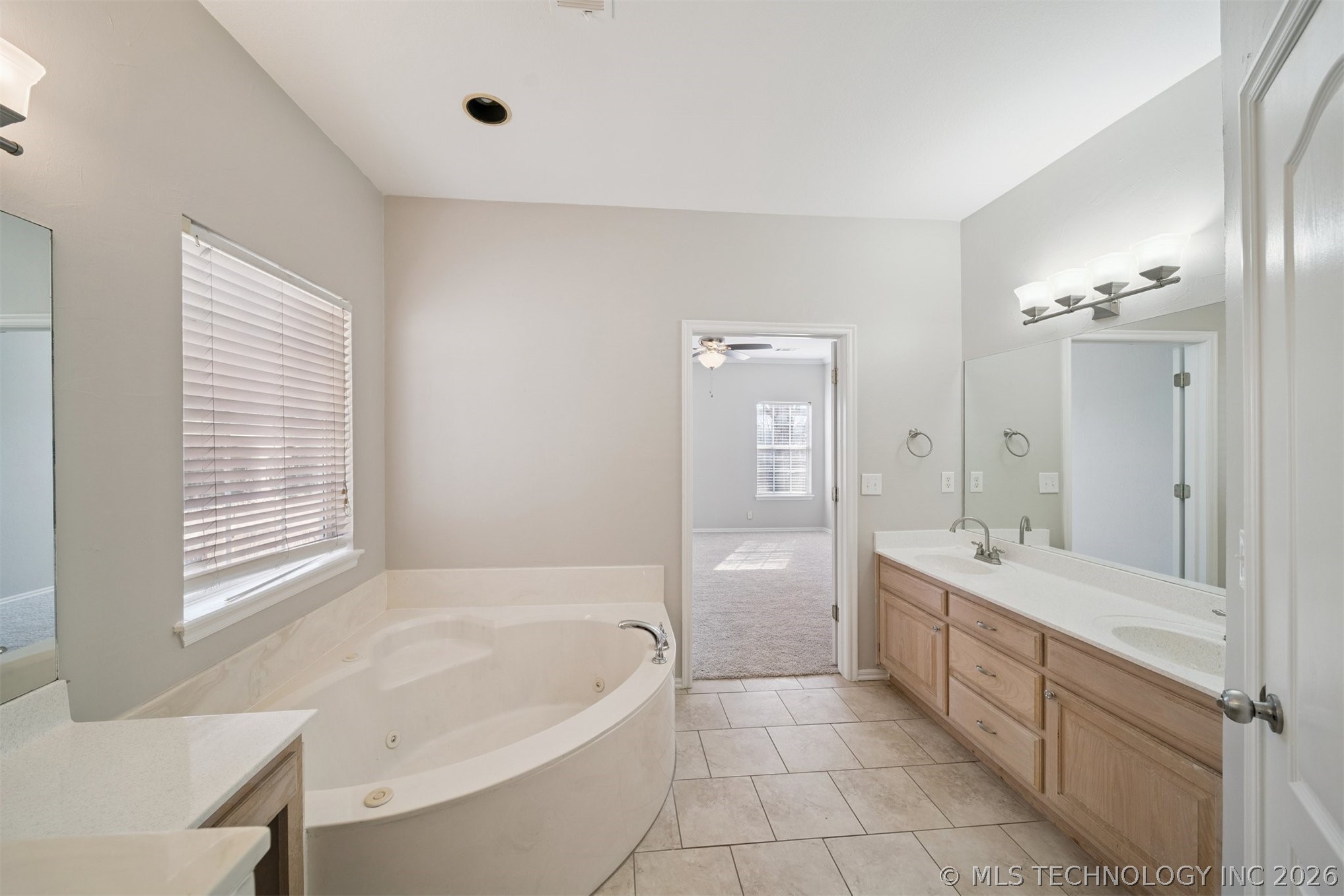 9208 E 90th Street Property Photo 26