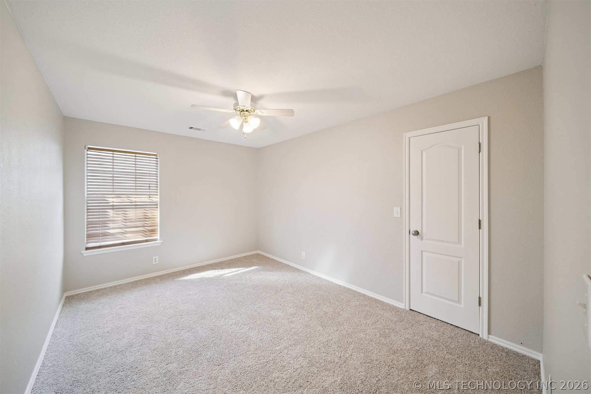 9208 E 90th Street Property Photo 35
