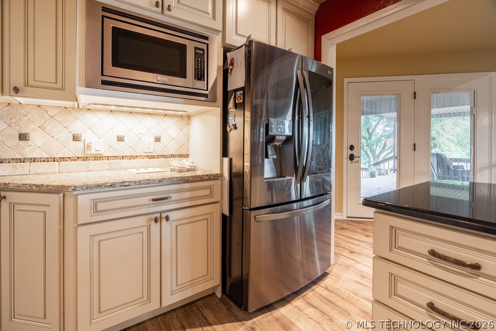 14235 Bois Darc Property Photo 15