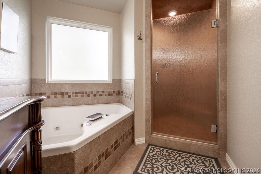 14235 Bois Darc Property Photo 33