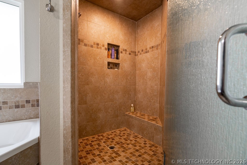 14235 Bois Darc Property Photo 34