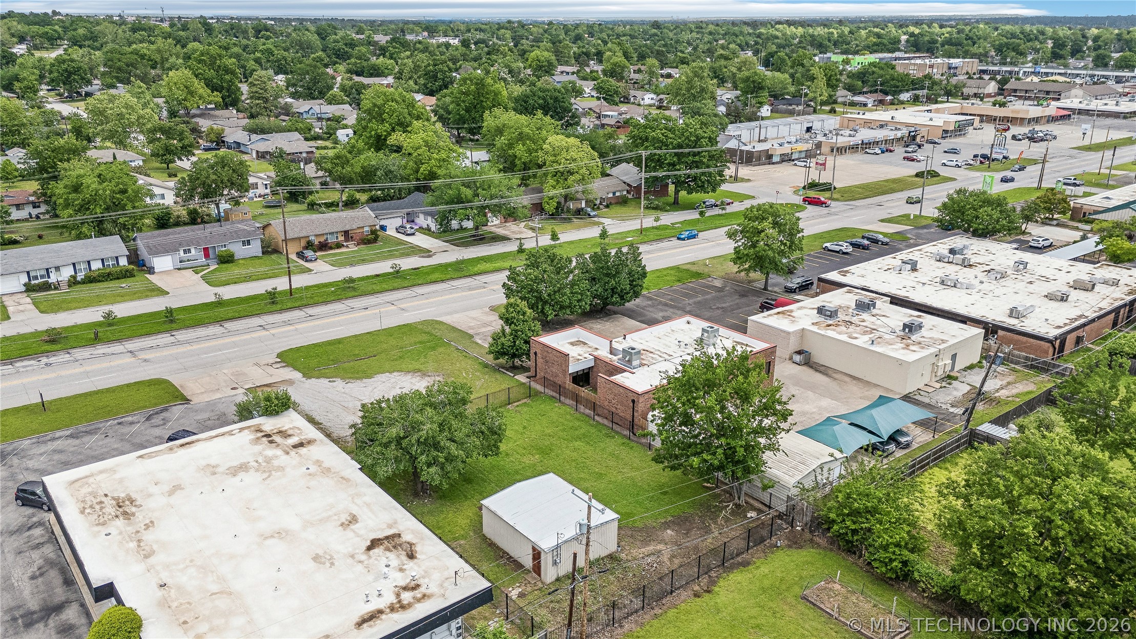 5912 E 31st Street Property Photo 2