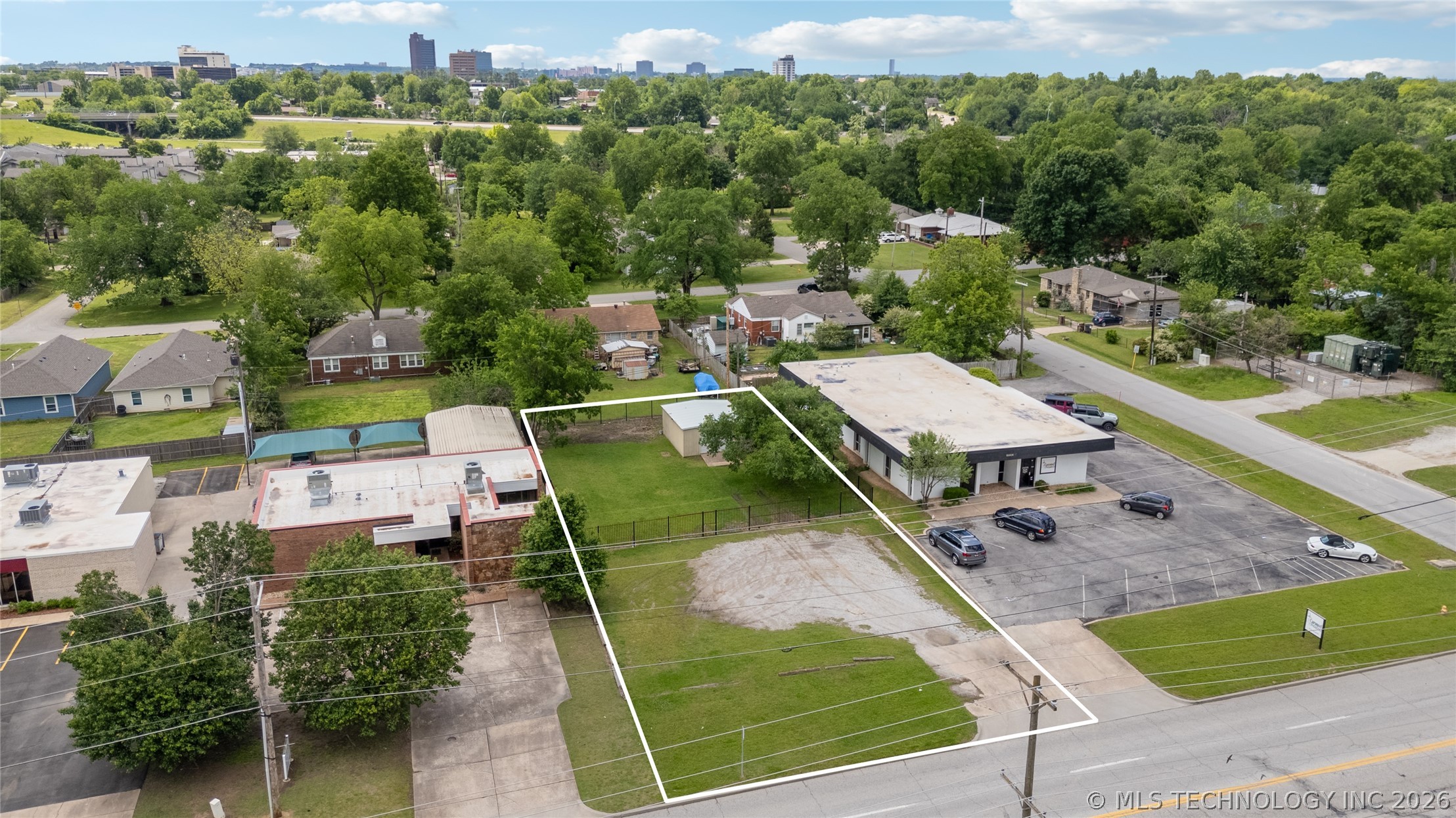 5912 E 31st Street Property Photo 7