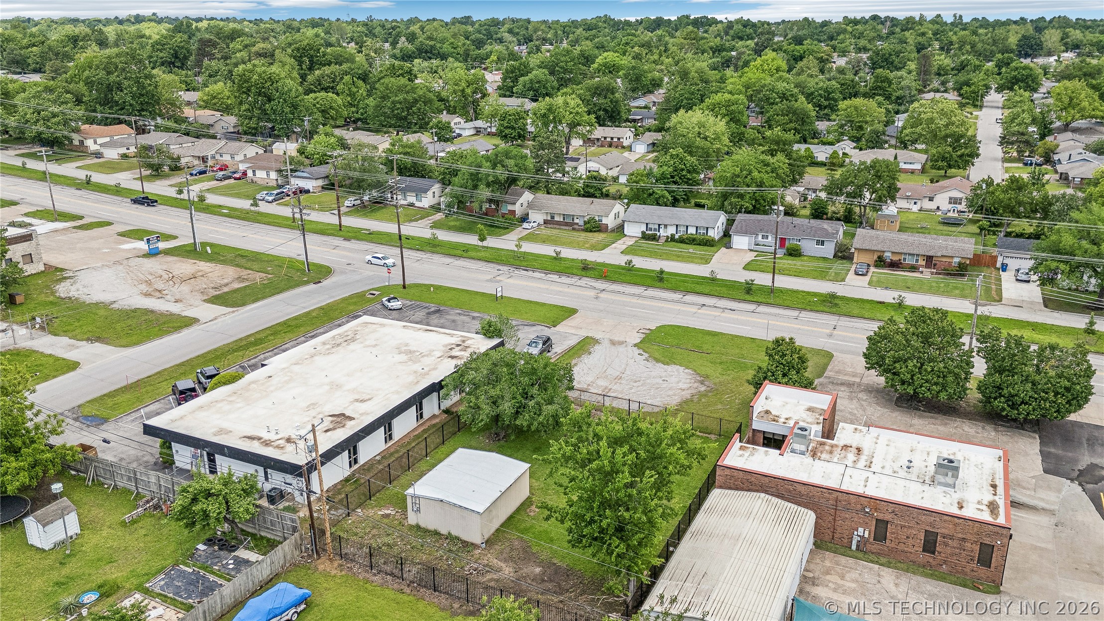 5912 E 31st Street Property Photo 9