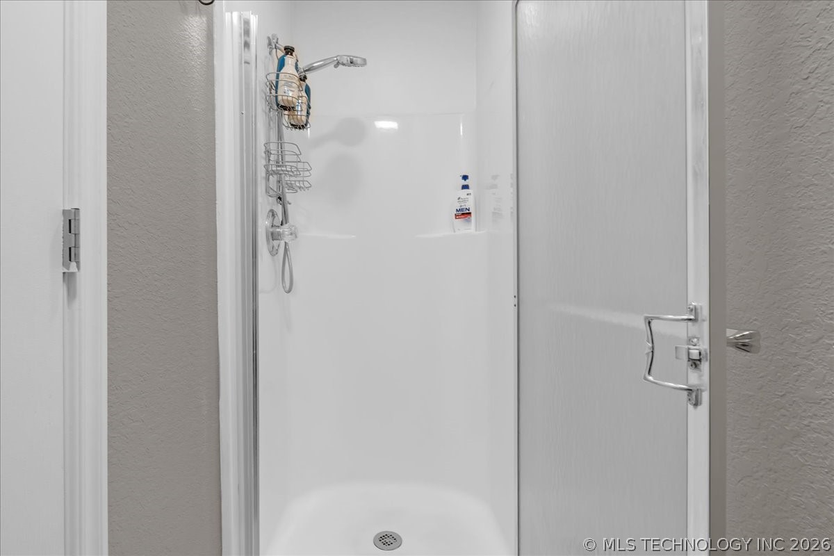 11782 S 252nd East Avenue Property Photo 40