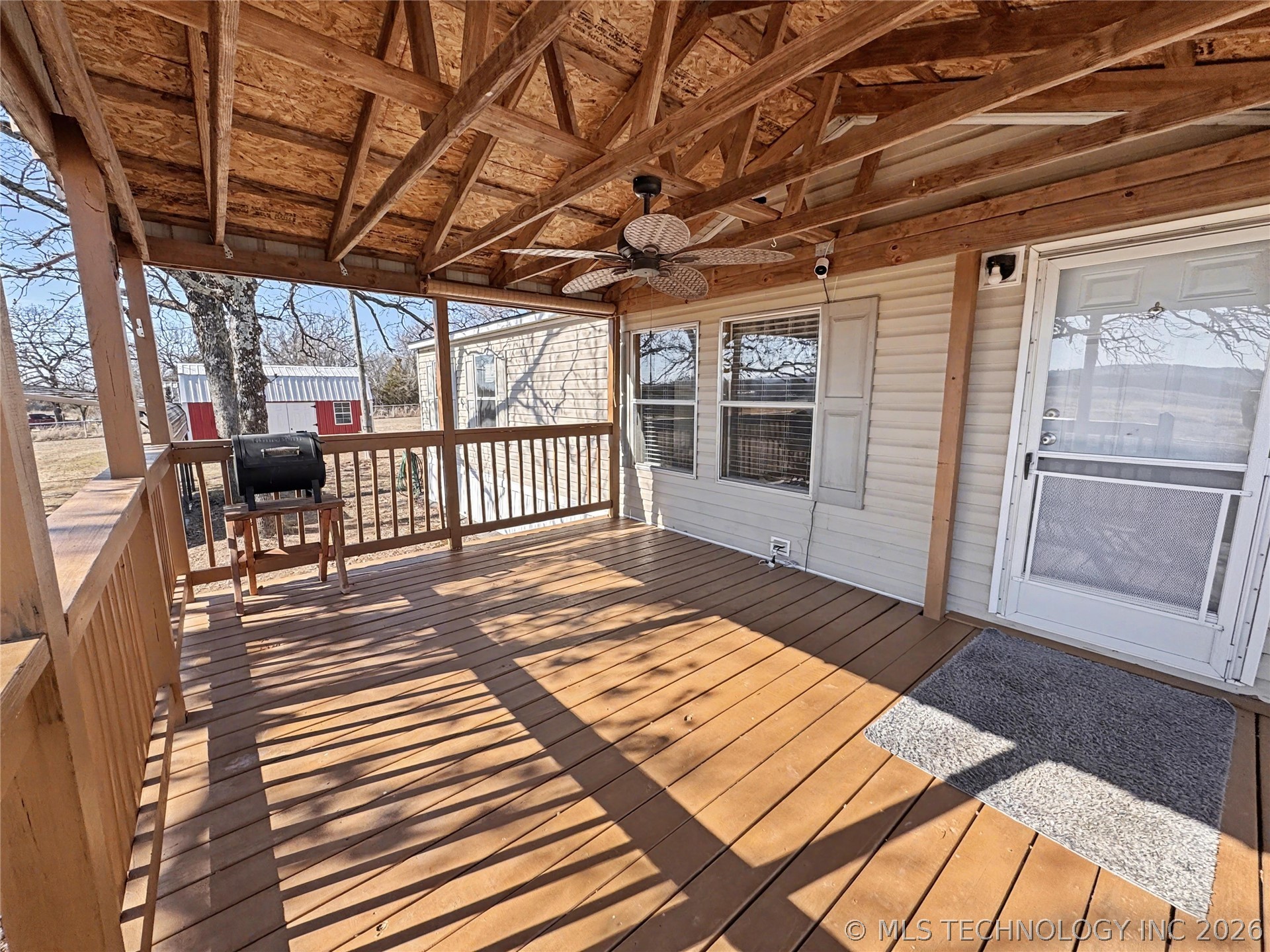 16373 N Grace Hudlen Road Property Photo 6