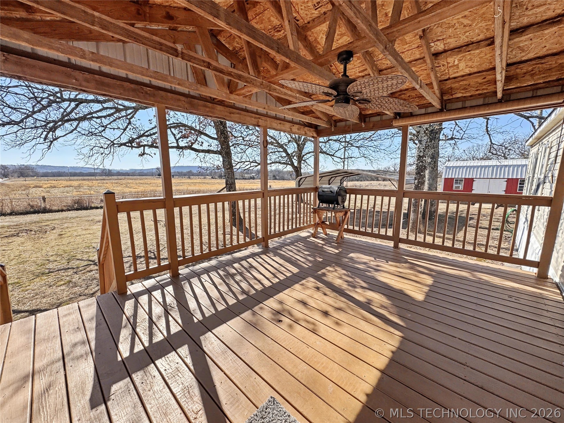 16373 N Grace Hudlen Road Property Photo 7