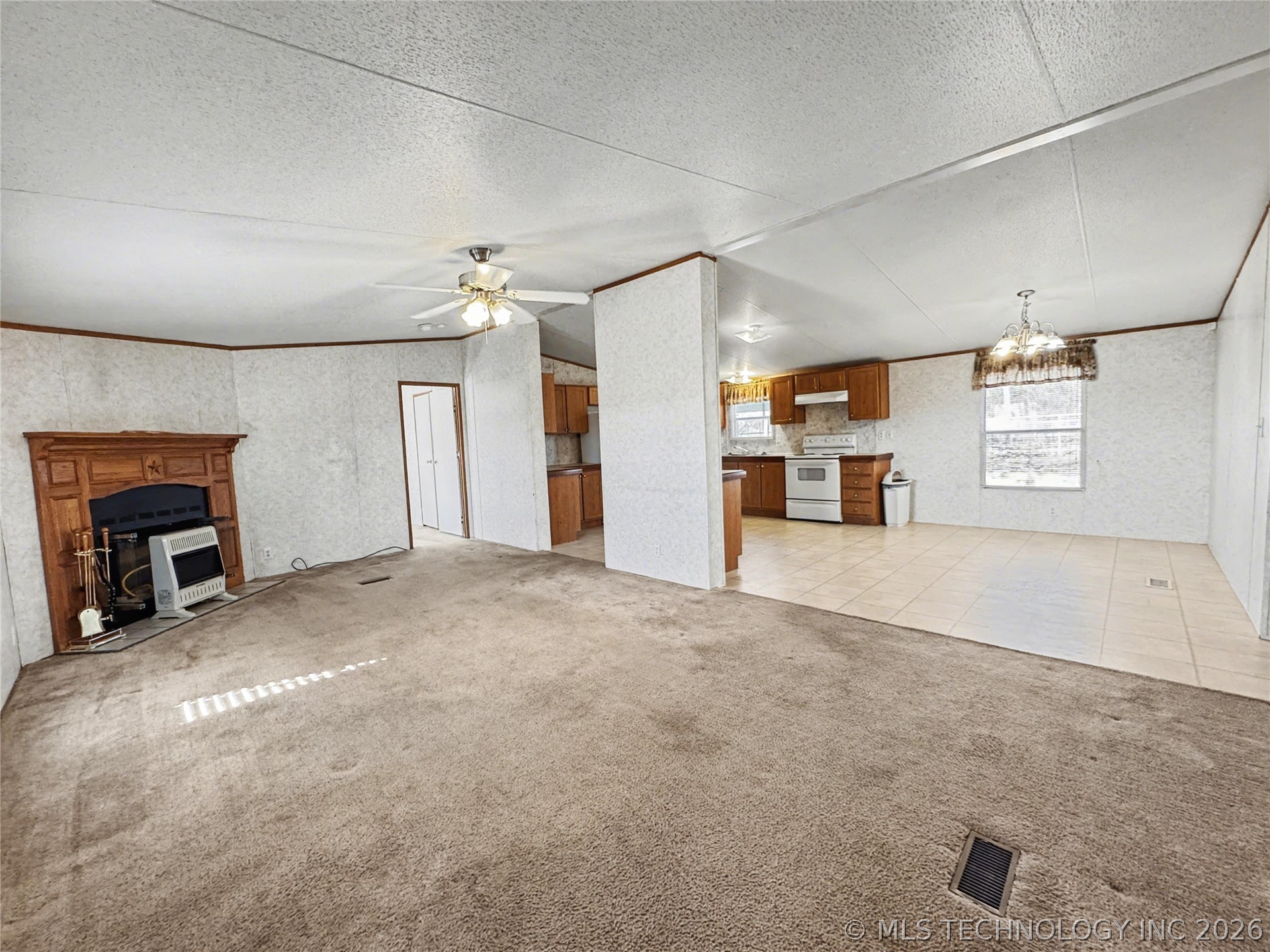 16373 N Grace Hudlen Road Property Photo 10