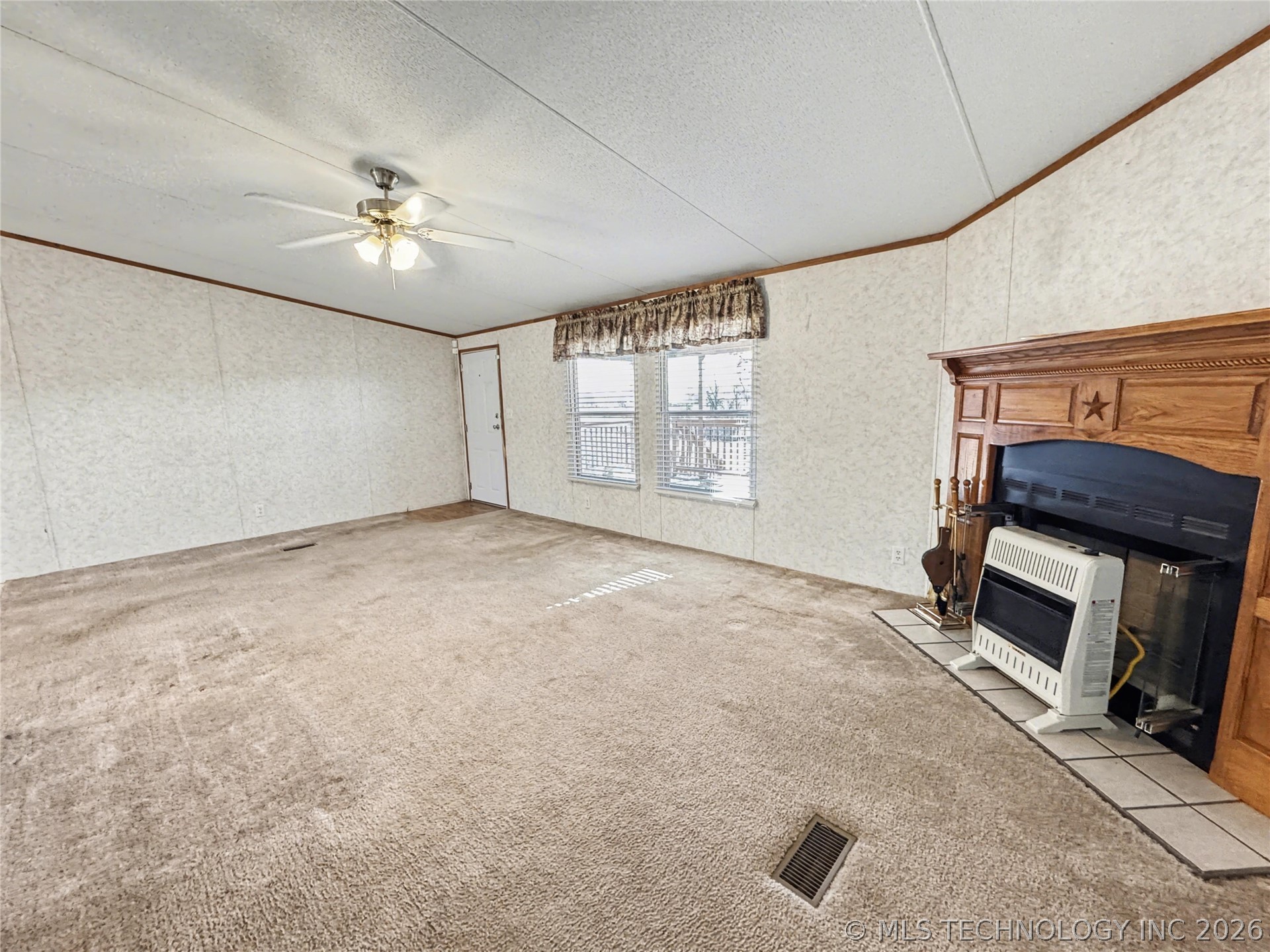 16373 N Grace Hudlen Road Property Photo 12