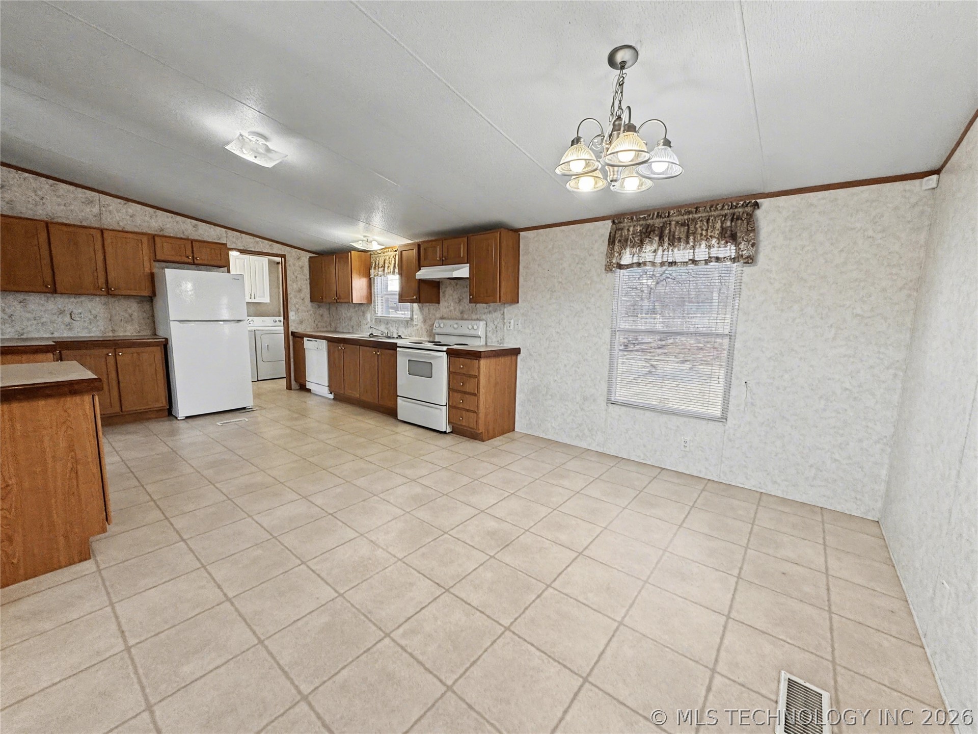 16373 N Grace Hudlen Road Property Photo 17