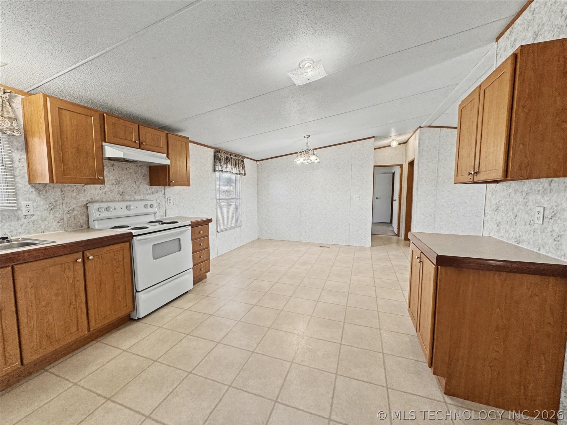 16373 N Grace Hudlen Road Property Photo 22