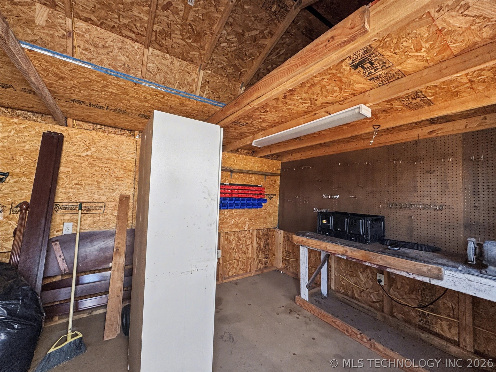16373 N Grace Hudlen Road Property Photo 68