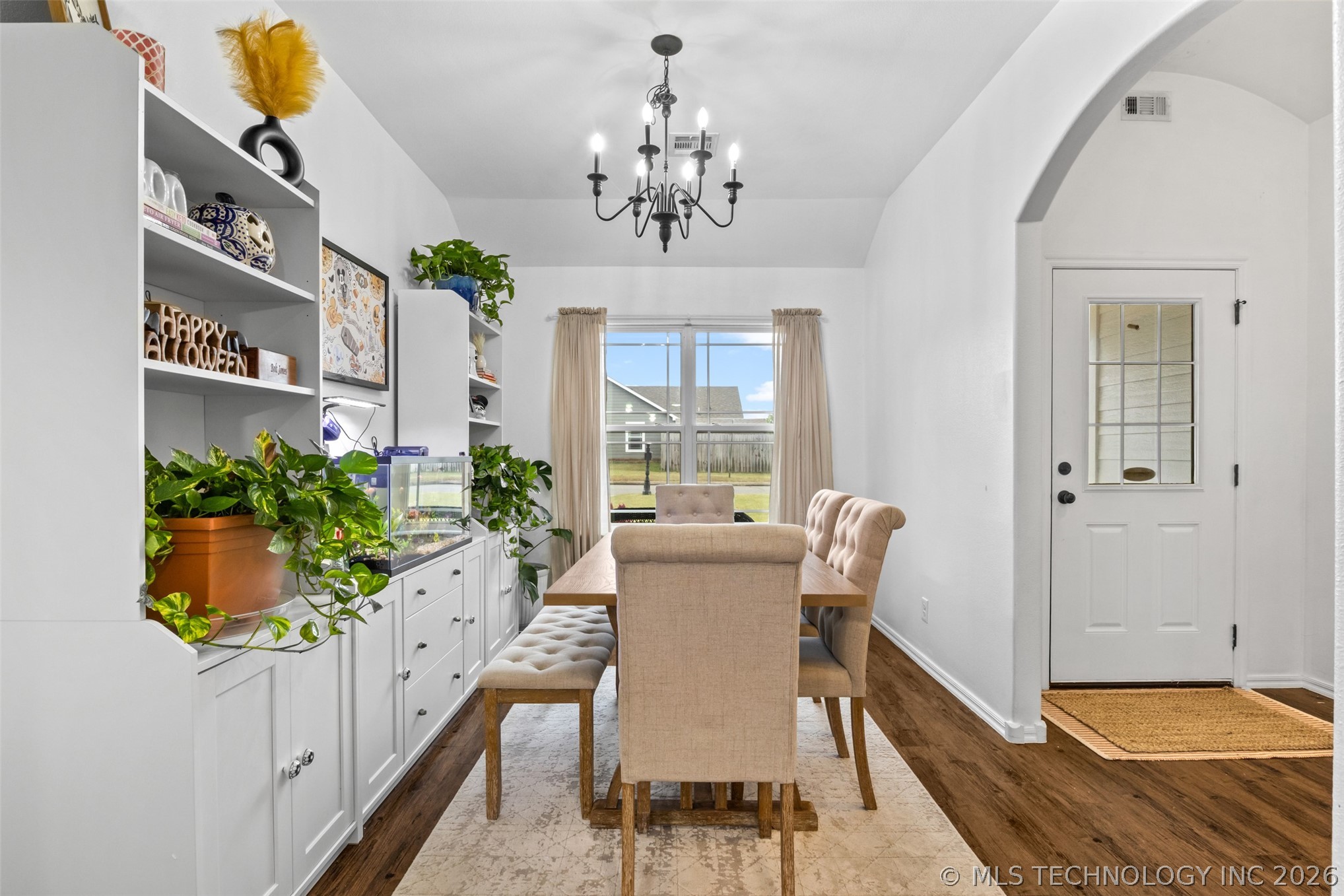 9086 S 253rd Avenue E Property Photo 10