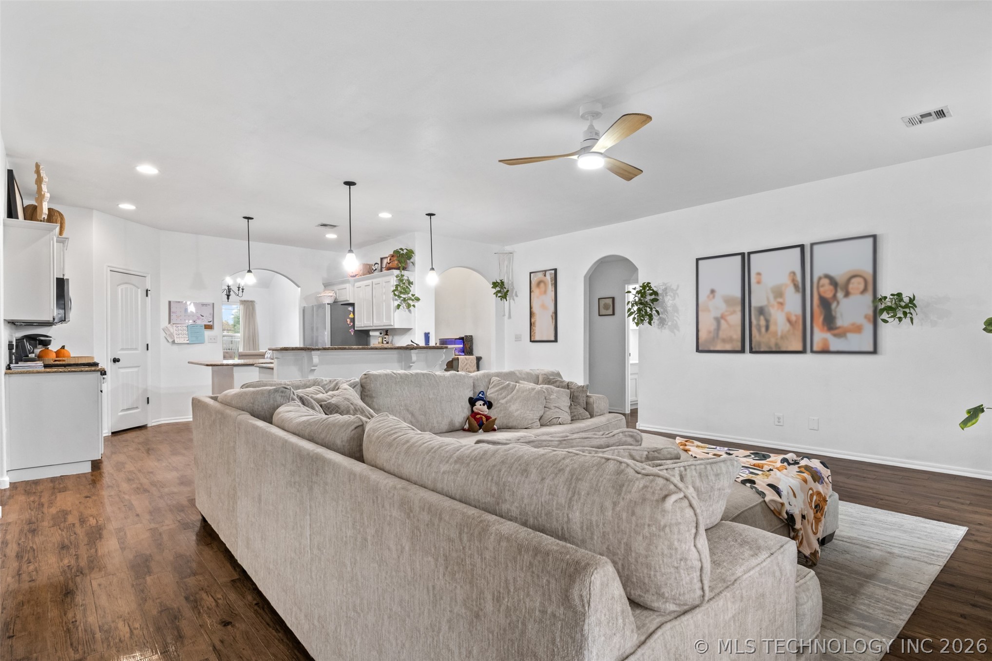 9086 S 253rd Avenue E Property Photo 15