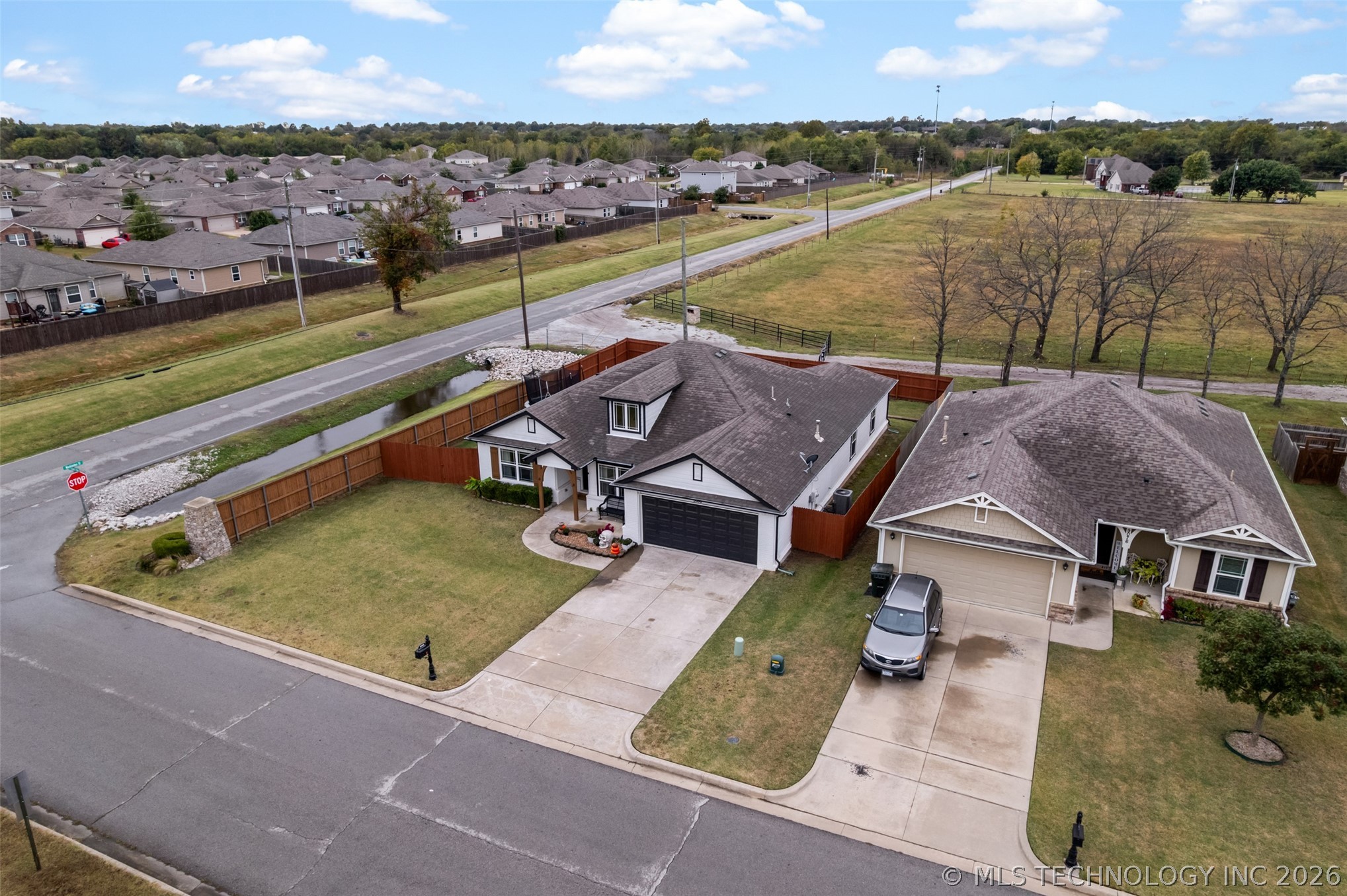 9086 S 253rd Avenue E Property Photo 48