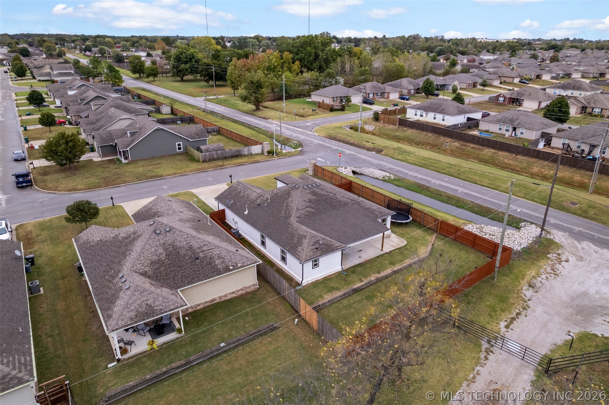 9086 S 253rd Avenue E Property Photo 49