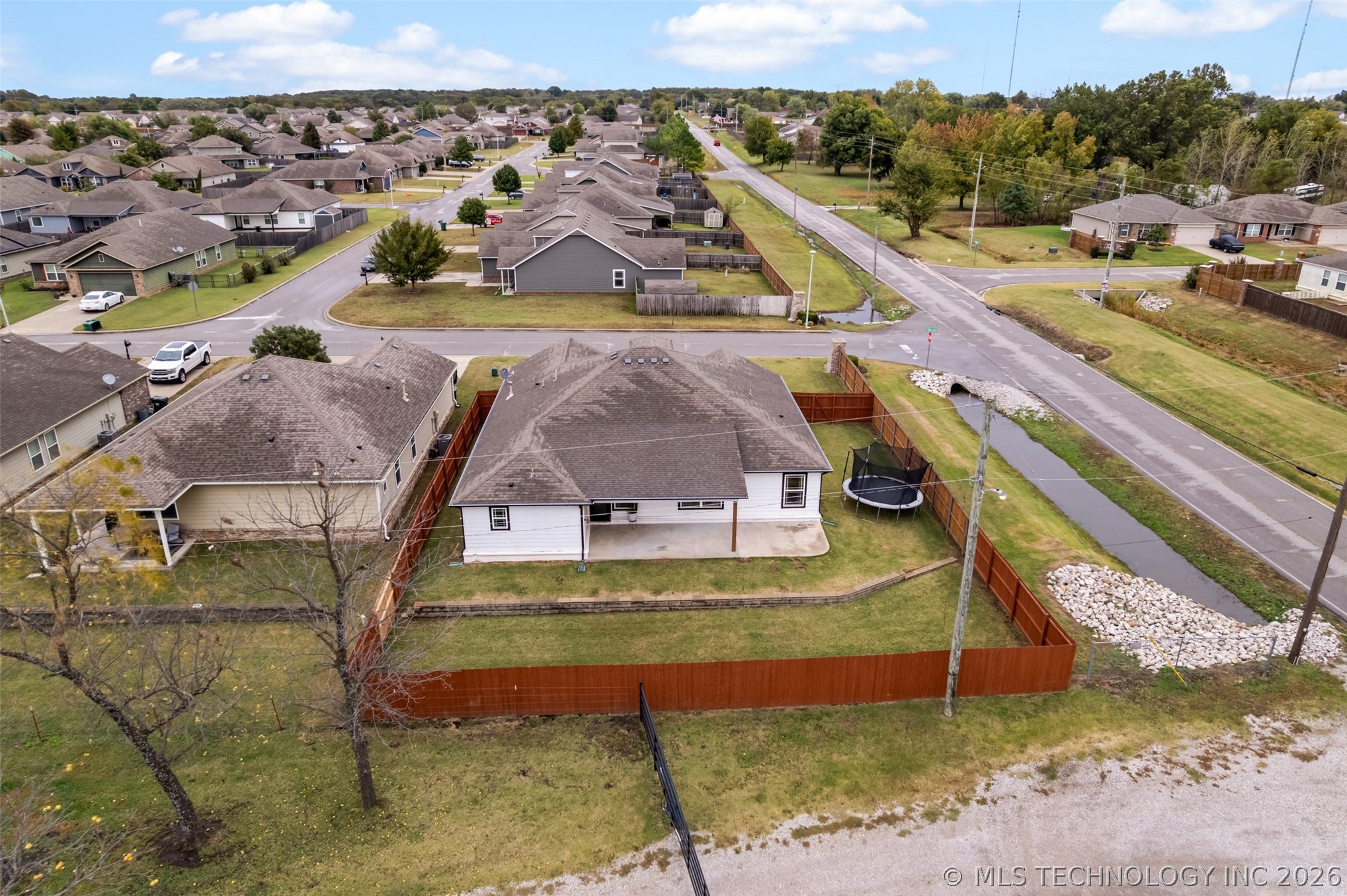 9086 S 253rd Avenue E Property Photo 51