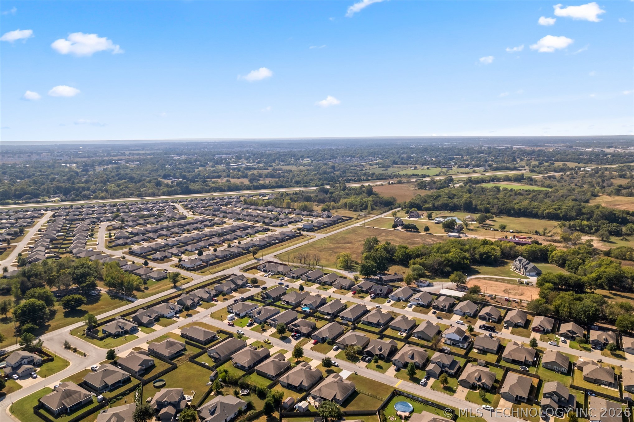 9086 S 253rd Avenue E Property Photo 55