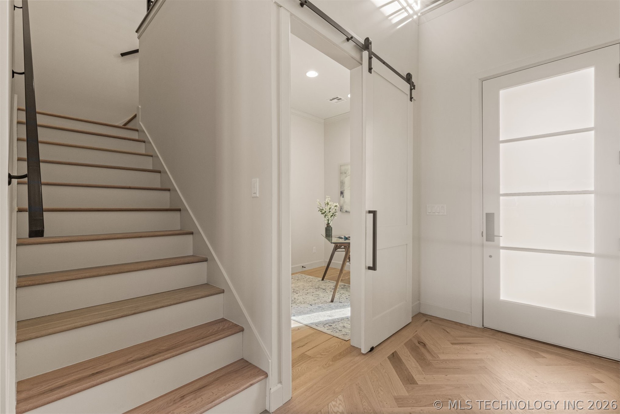 2355 E 135th Place Property Photo 8