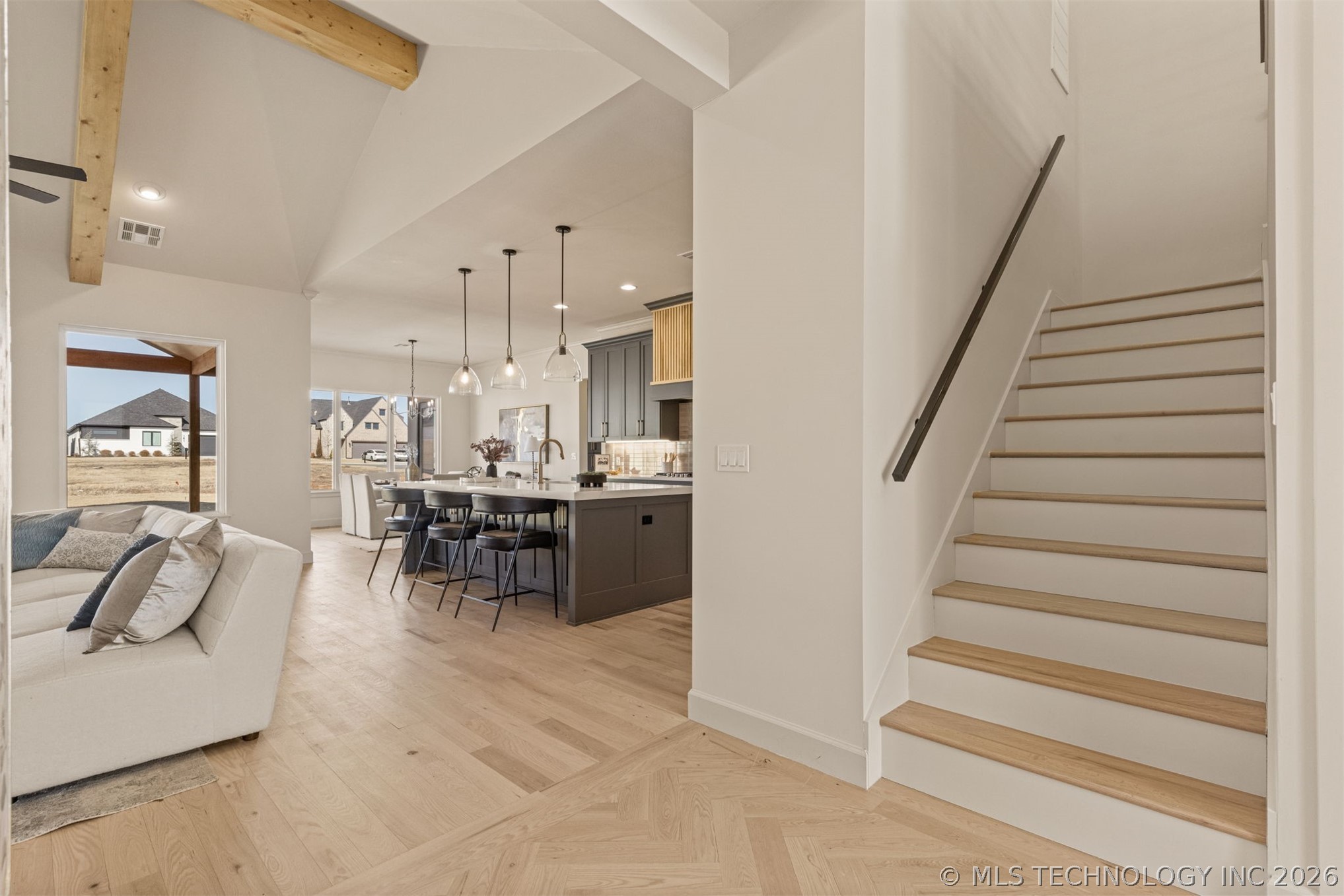 2355 E 135th Place Property Photo 16