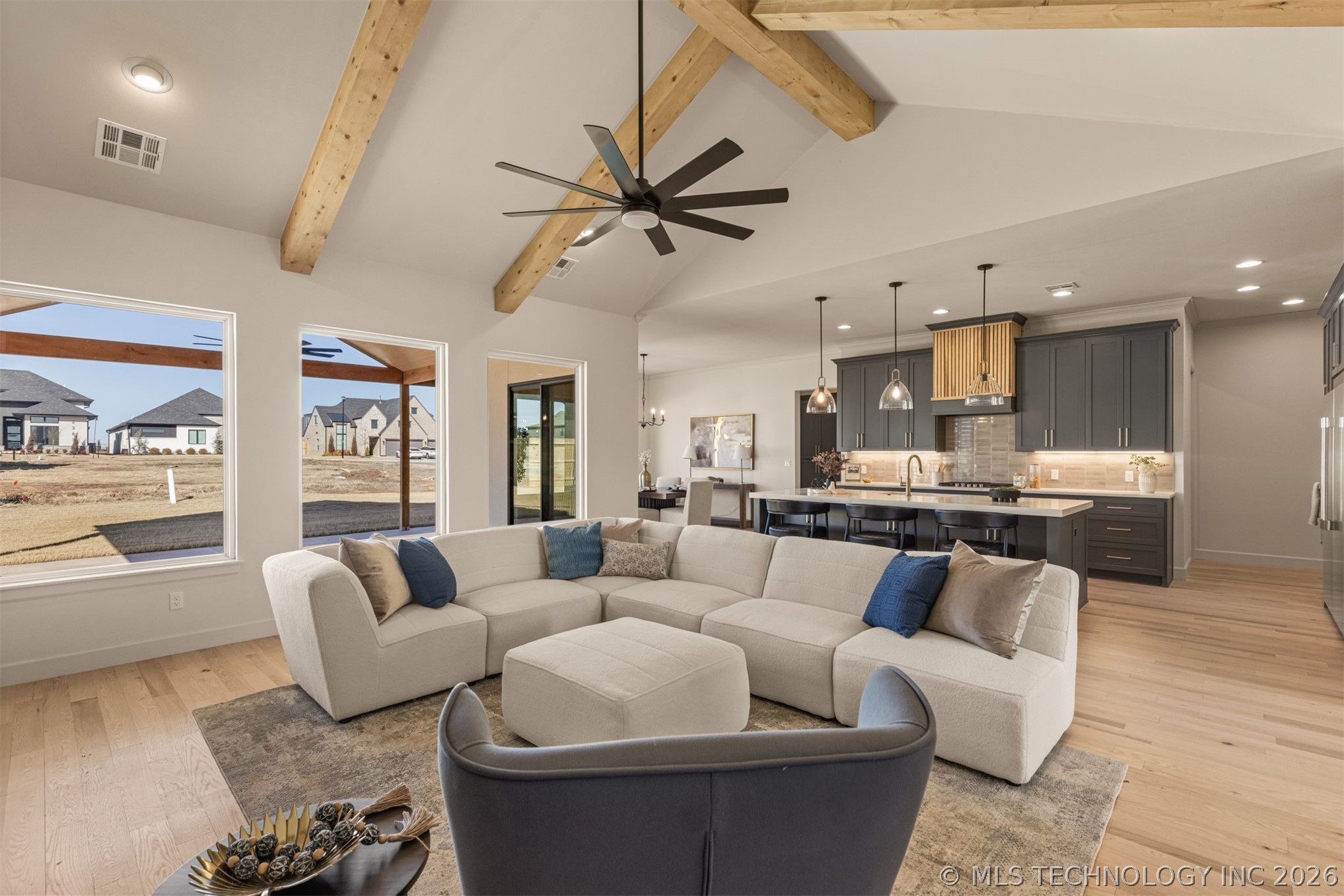 2355 E 135th Place Property Photo 24