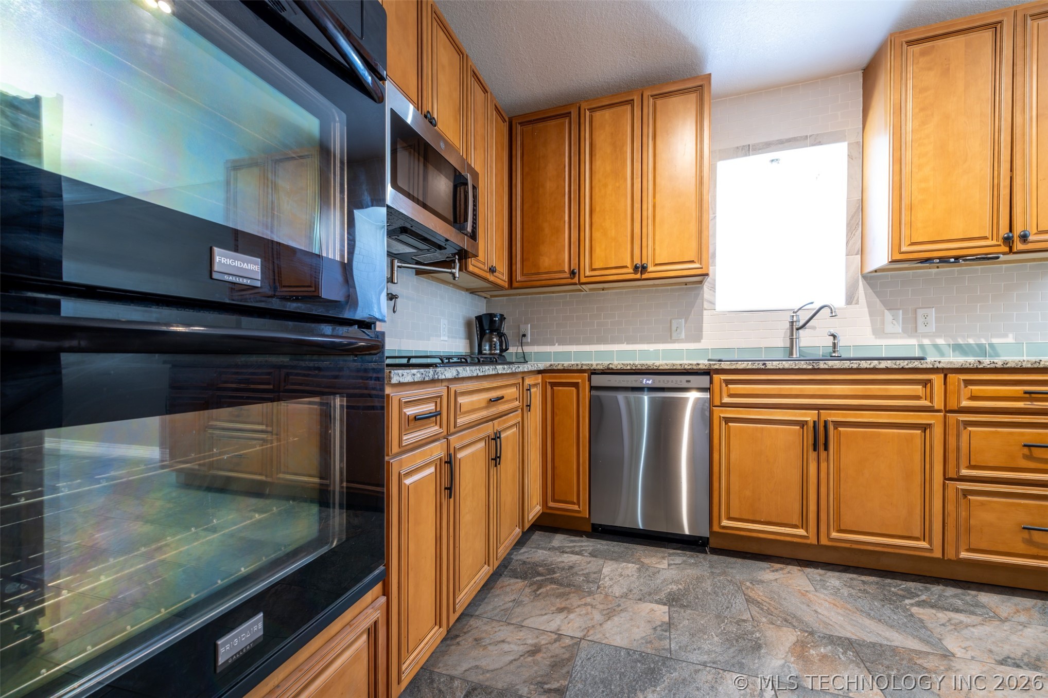 4403 W Madison Place Property Photo 6