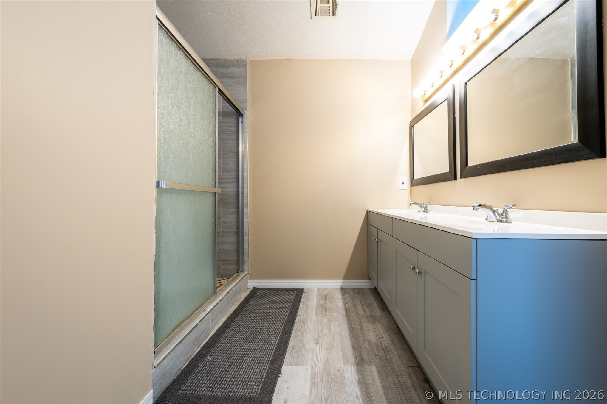 4403 W Madison Place Property Photo 19