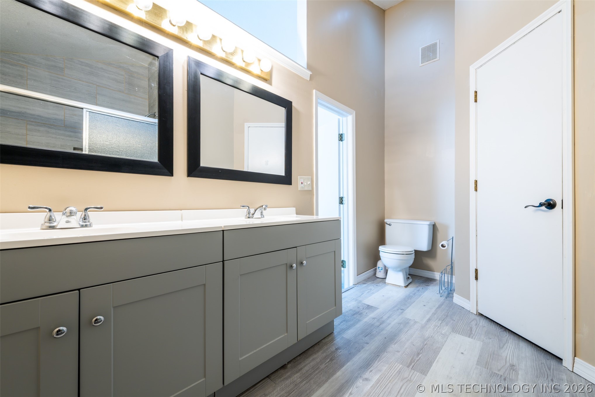 4403 W Madison Place Property Photo 20