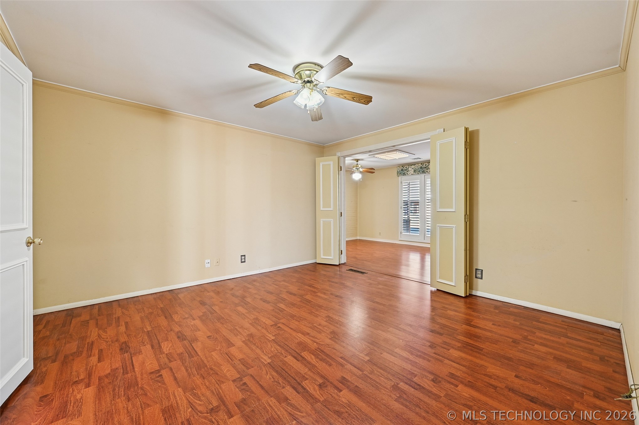 2130 E 60th Street I3 Property Photo 23