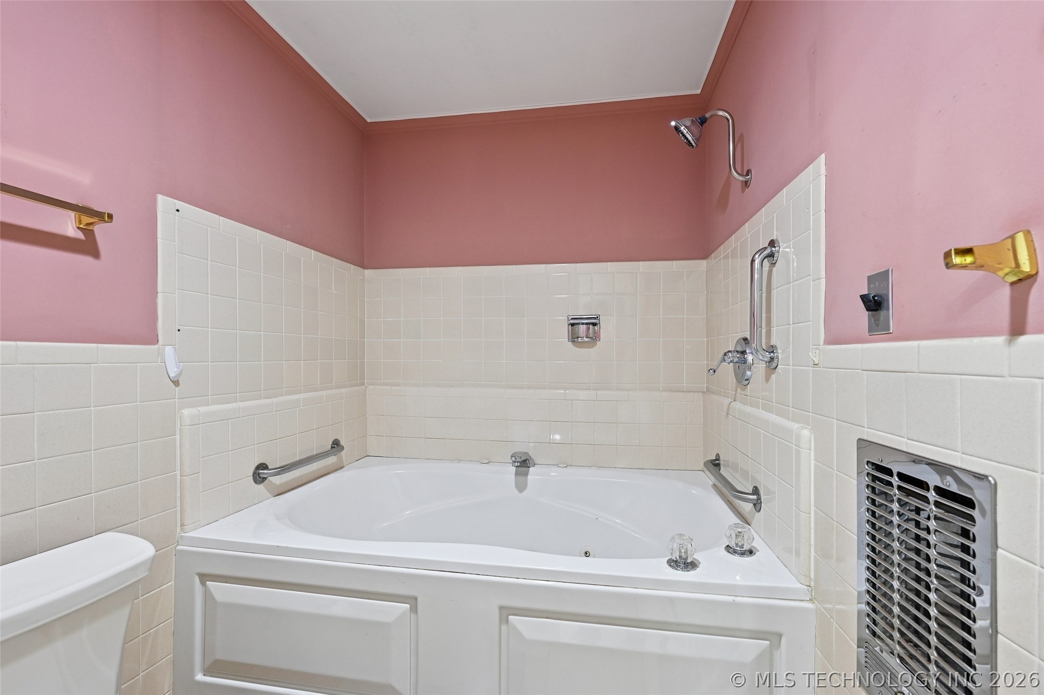 2130 E 60th Street I3 Property Photo 34