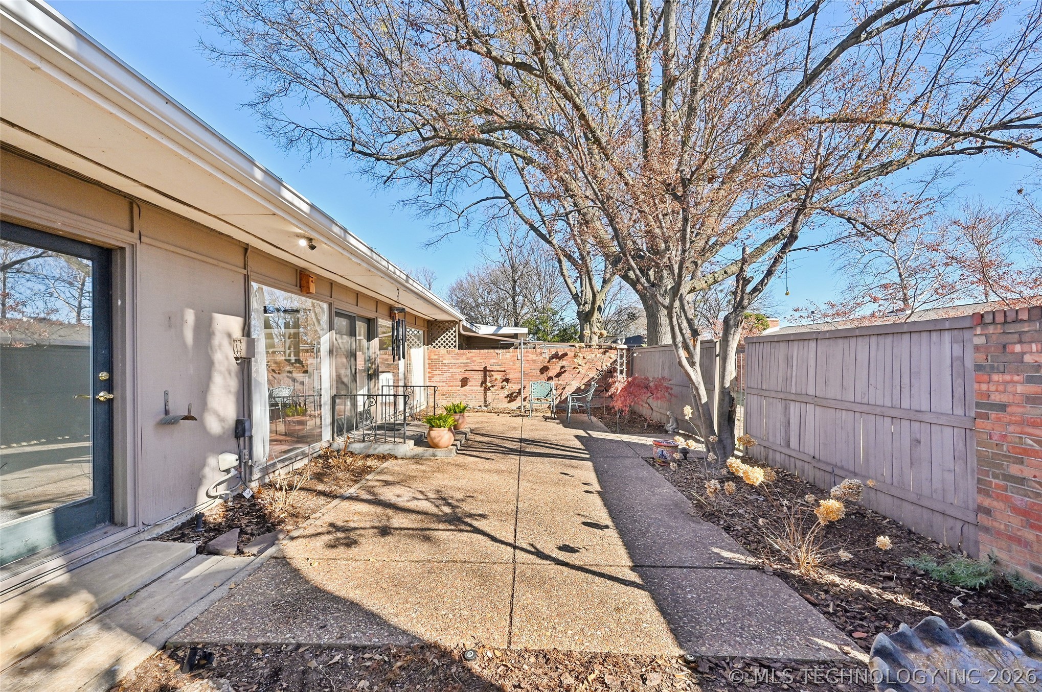 2130 E 60th Street I3 Property Photo 36