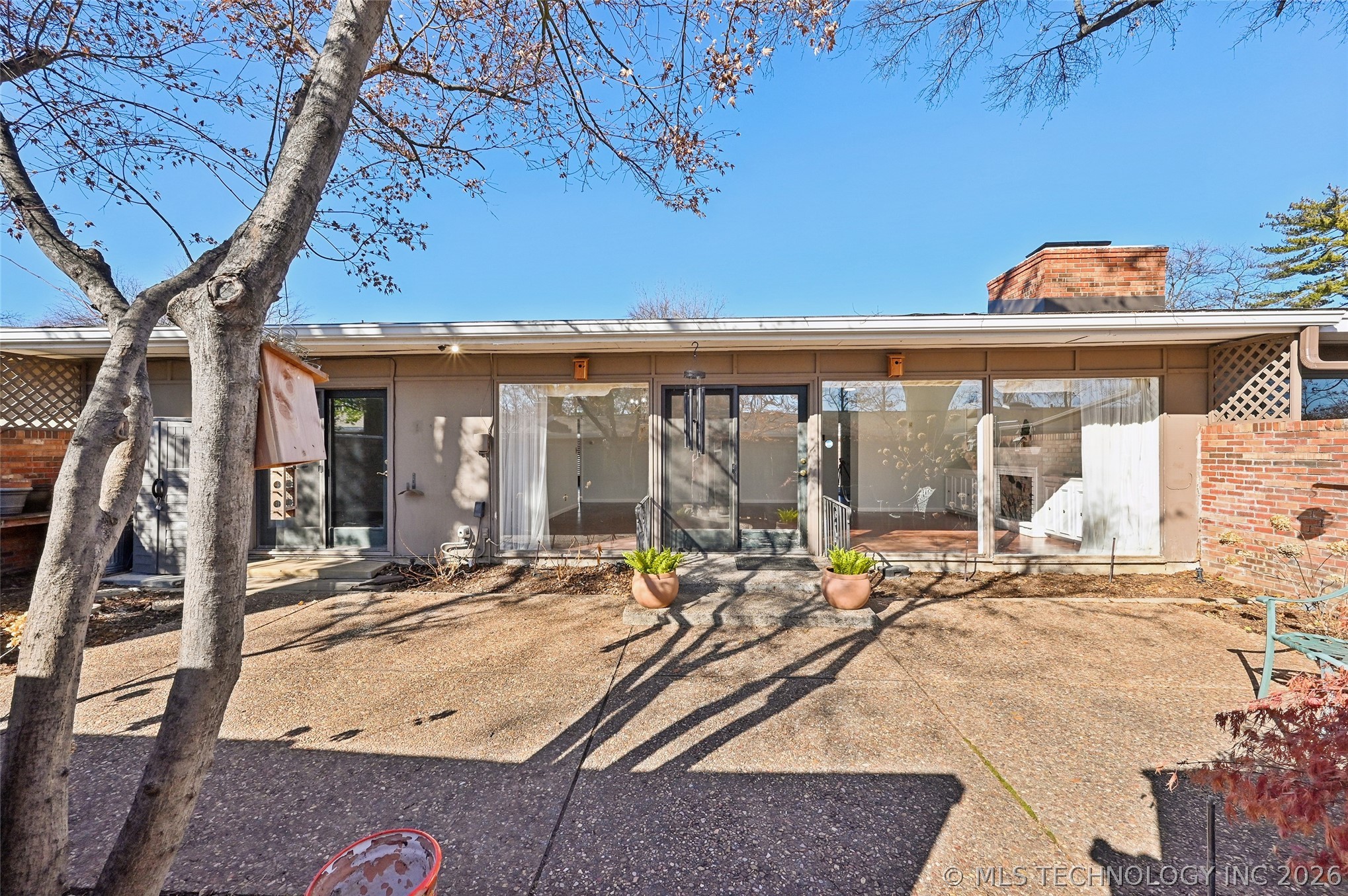 2130 E 60th Street I3 Property Photo 39