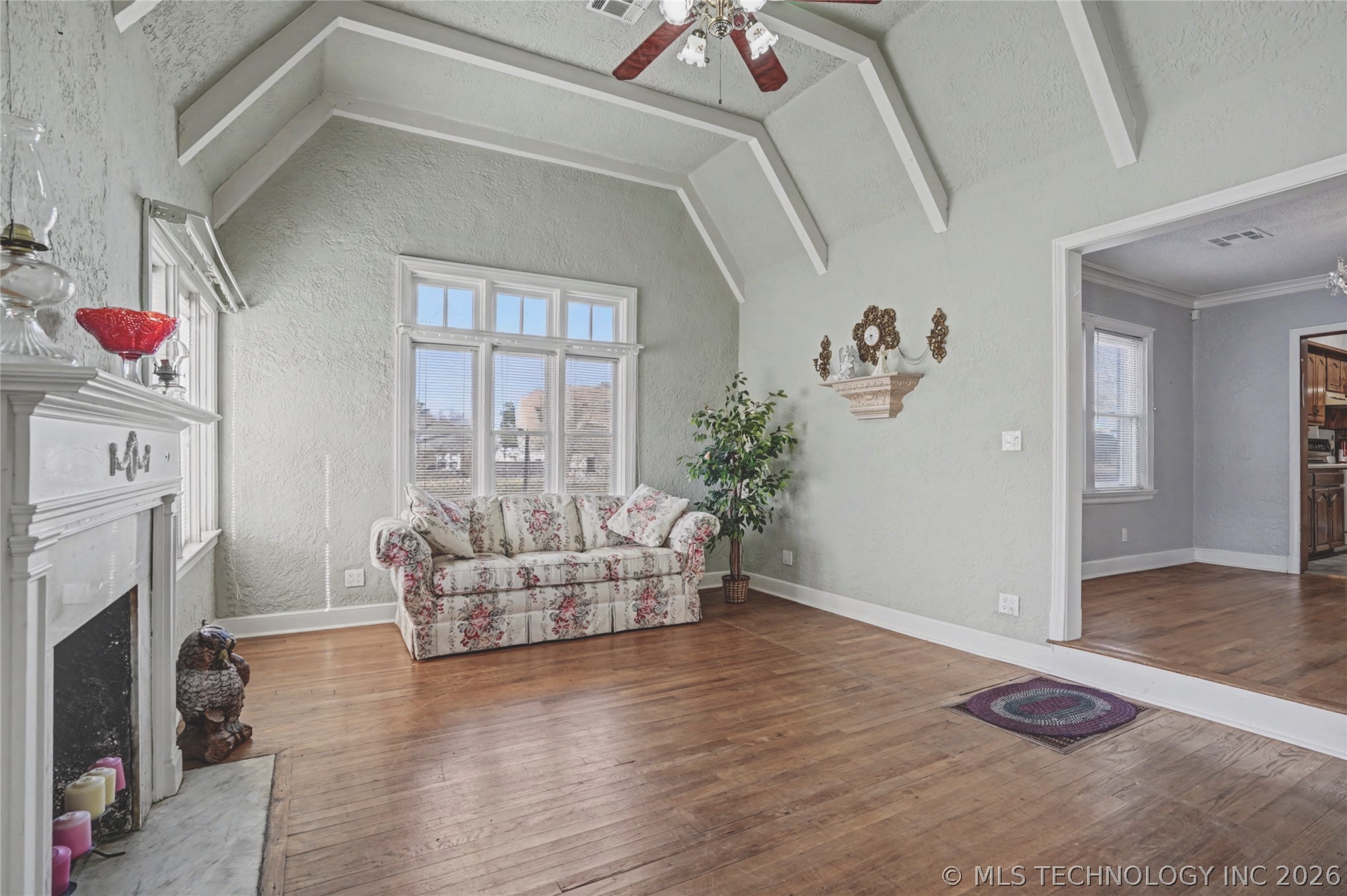 1231 S Gary Place Property Photo 3