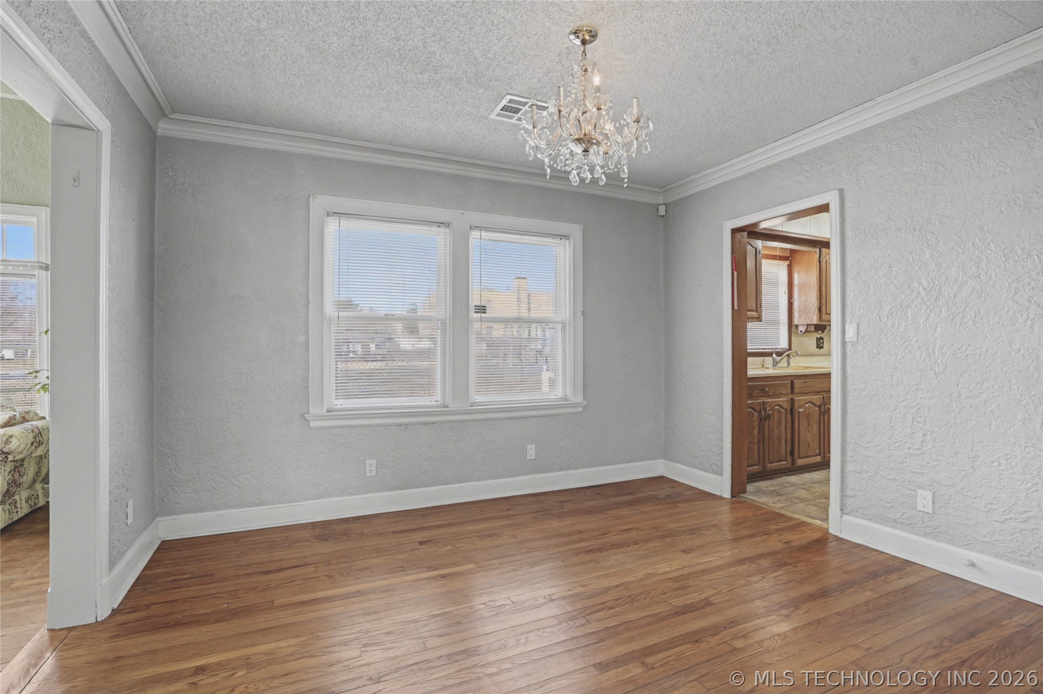 1231 S Gary Place Property Photo 7