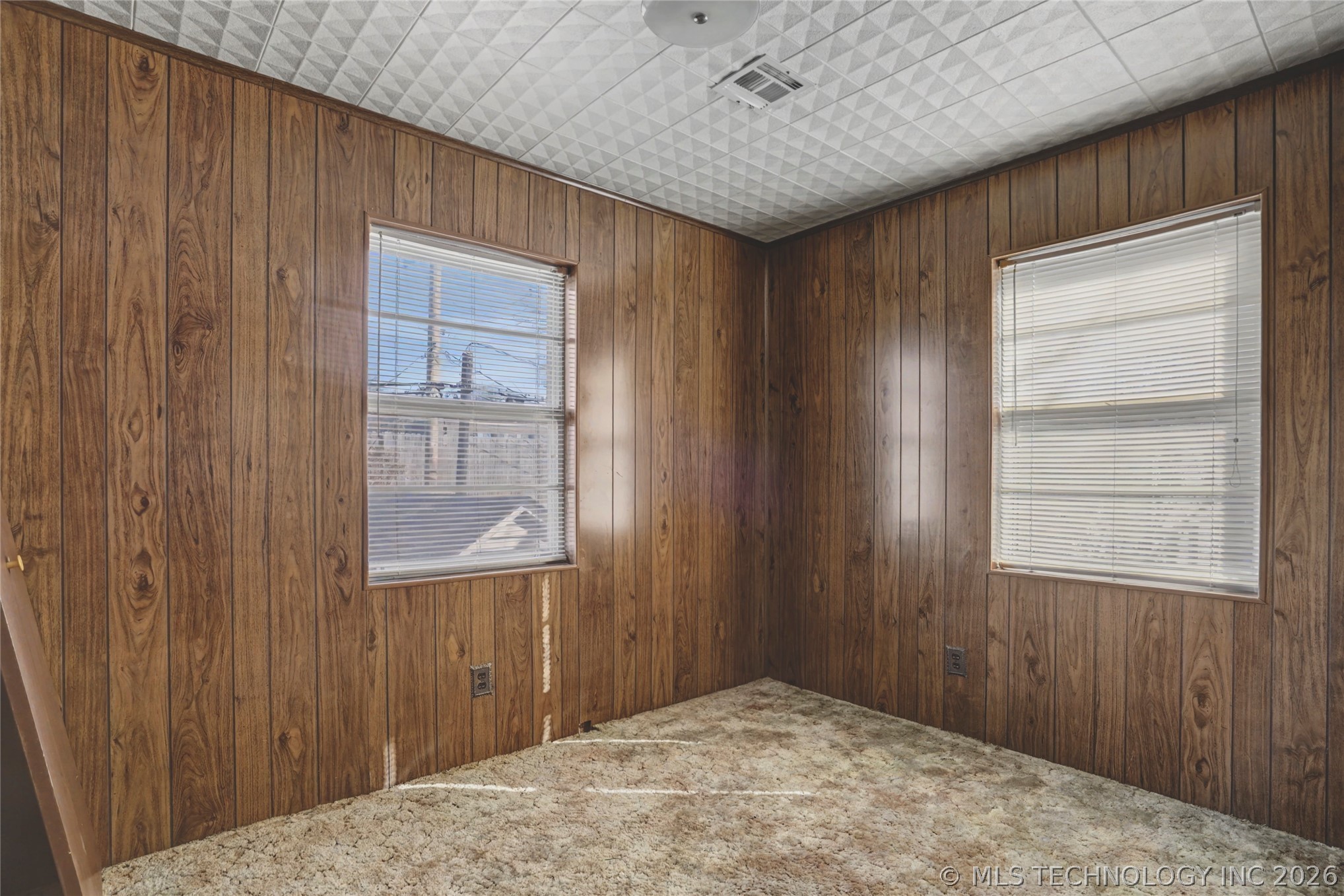 1231 S Gary Place Property Photo 19