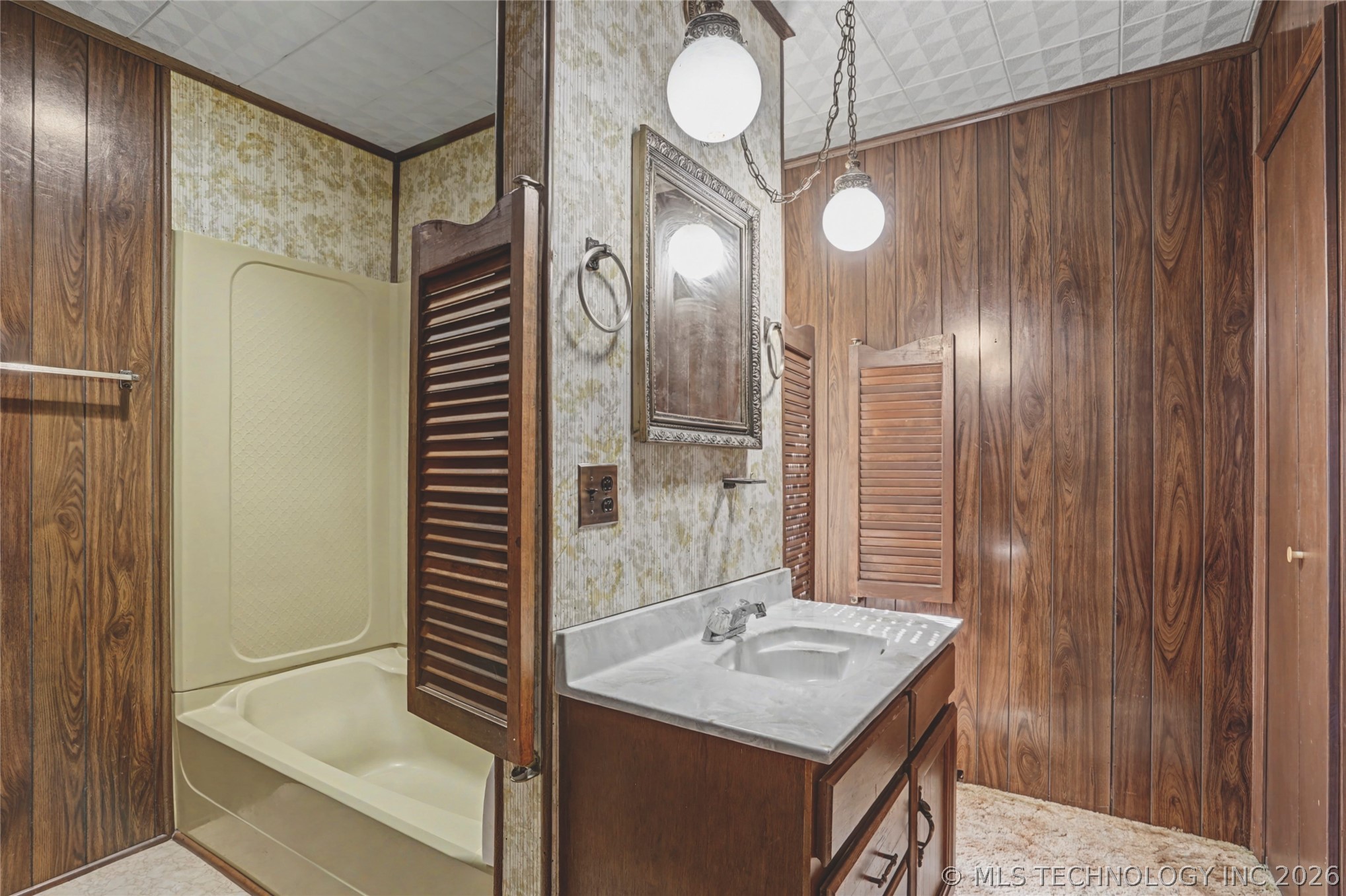 1231 S Gary Place Property Photo 20