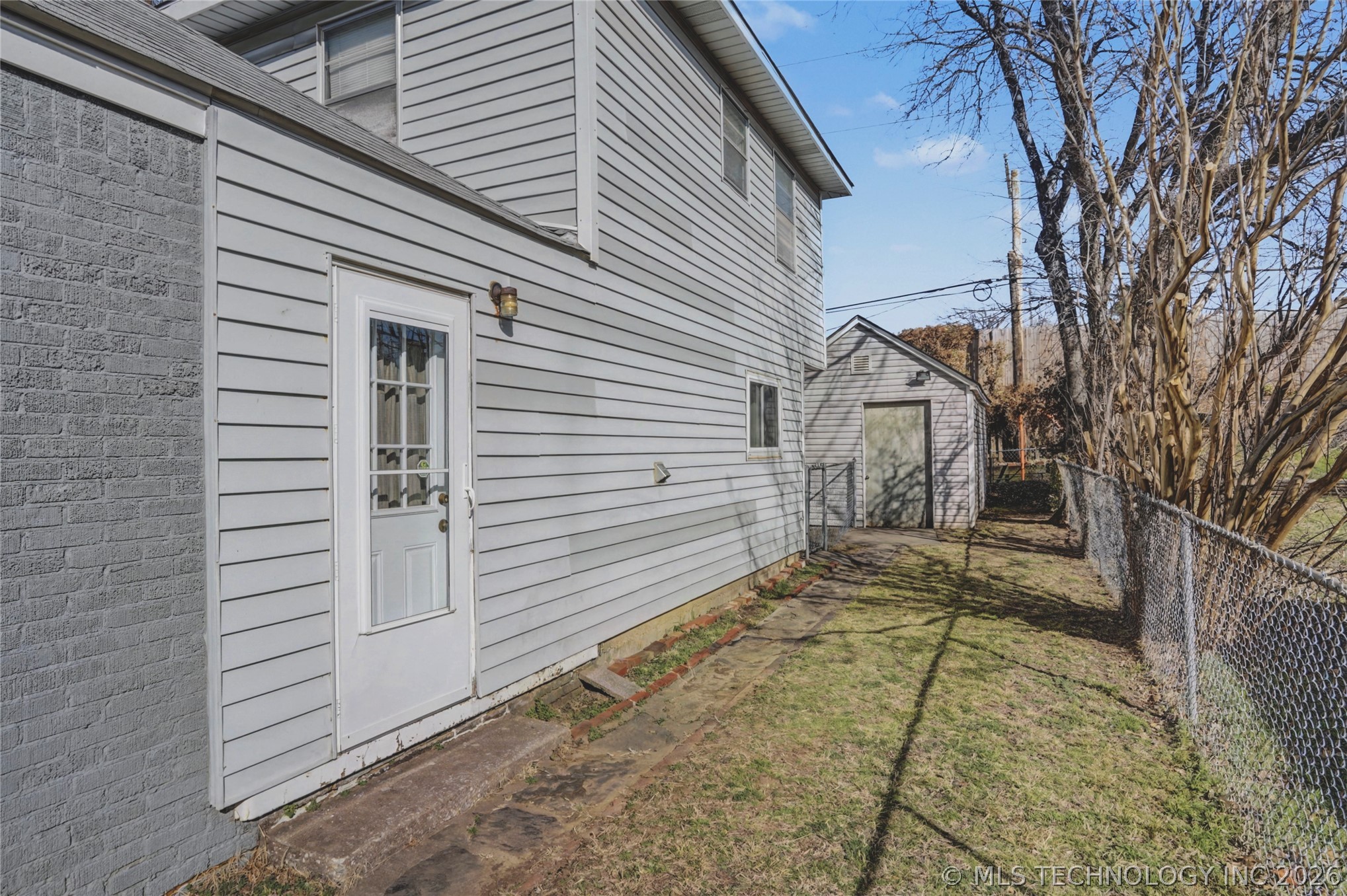 1231 S Gary Place Property Photo 23