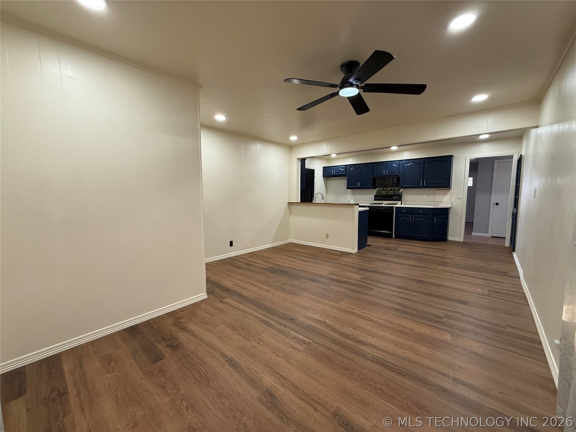 468 S 76th East East Avenue Property Photo 12