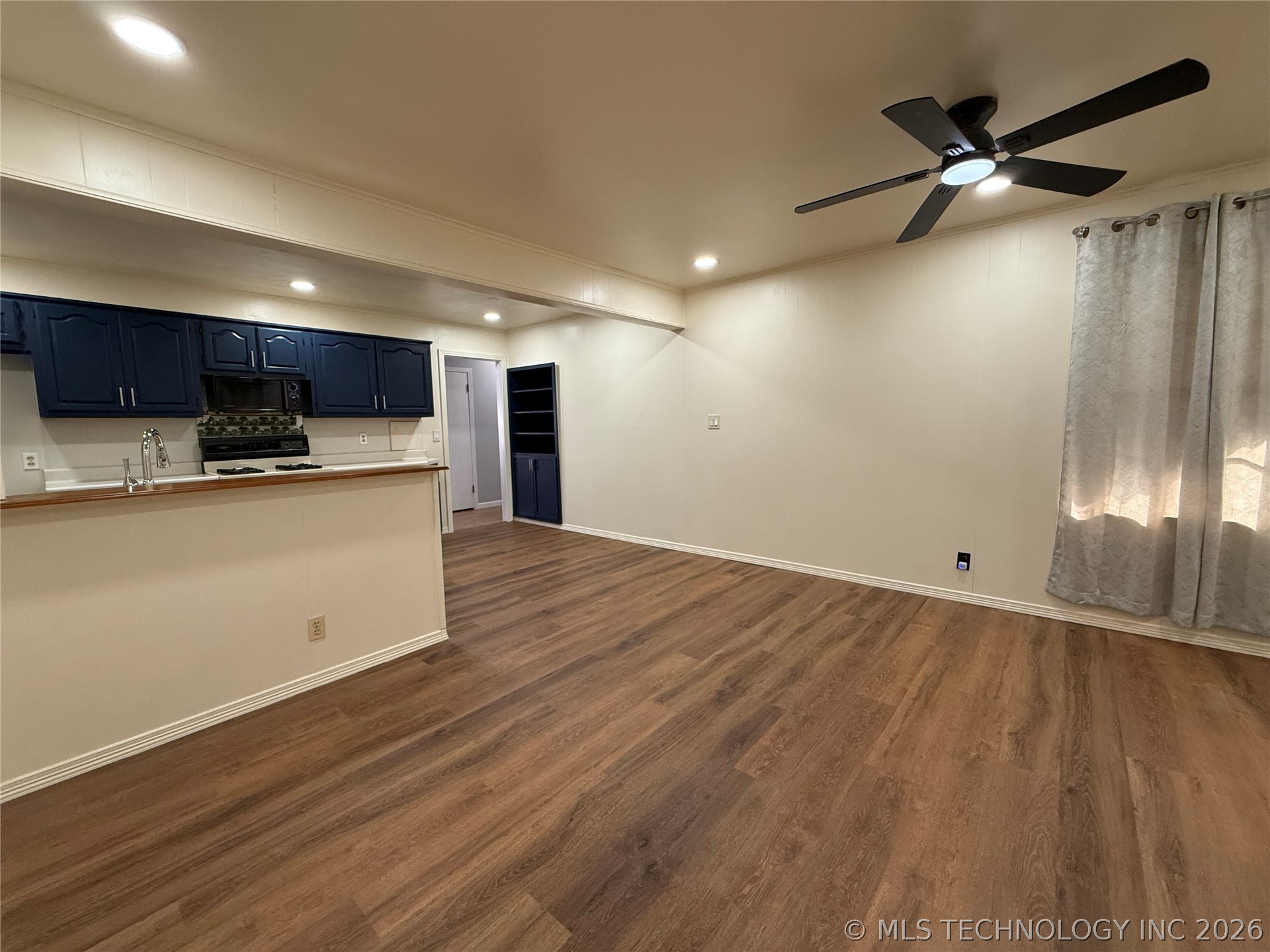 468 S 76th East East Avenue Property Photo 14