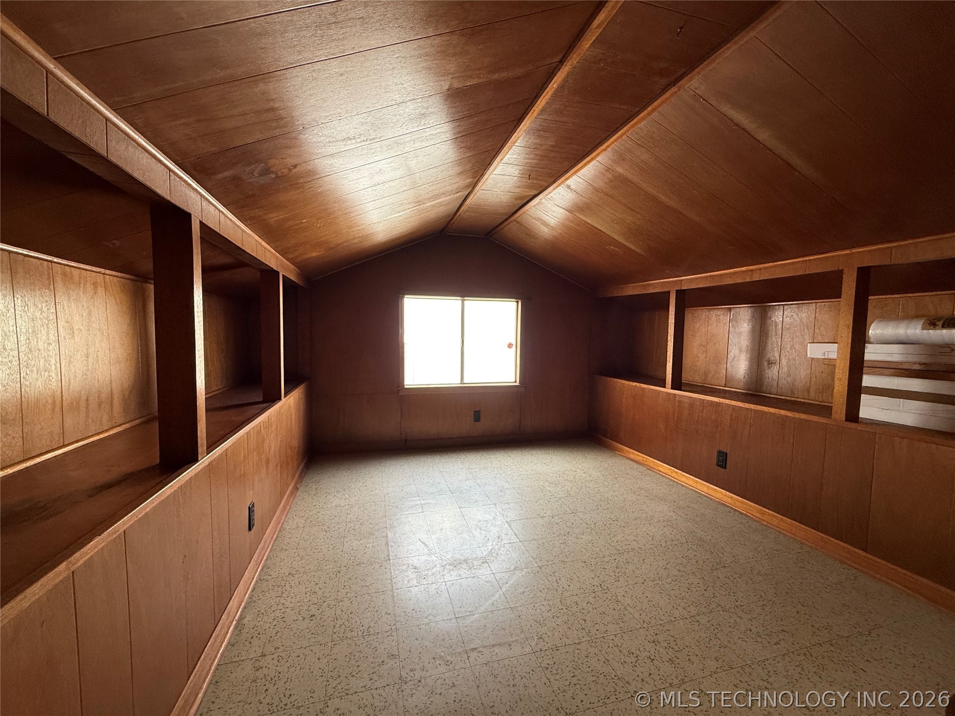 468 S 76th East East Avenue Property Photo 22